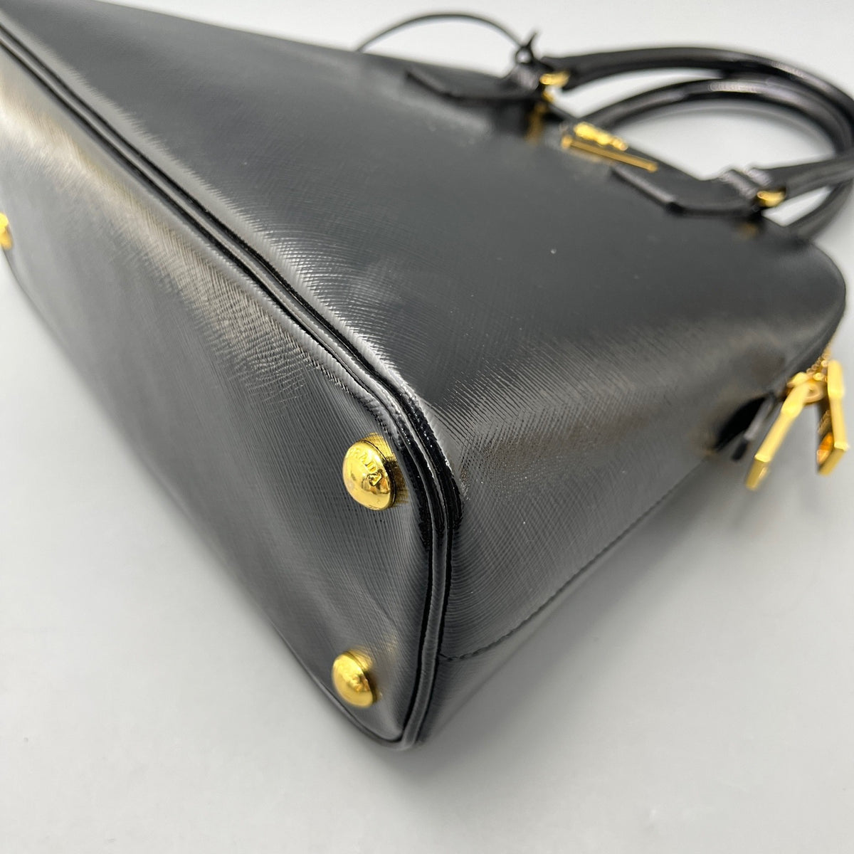 Prada - Dome Bag - Patent leather - Black - (medium)