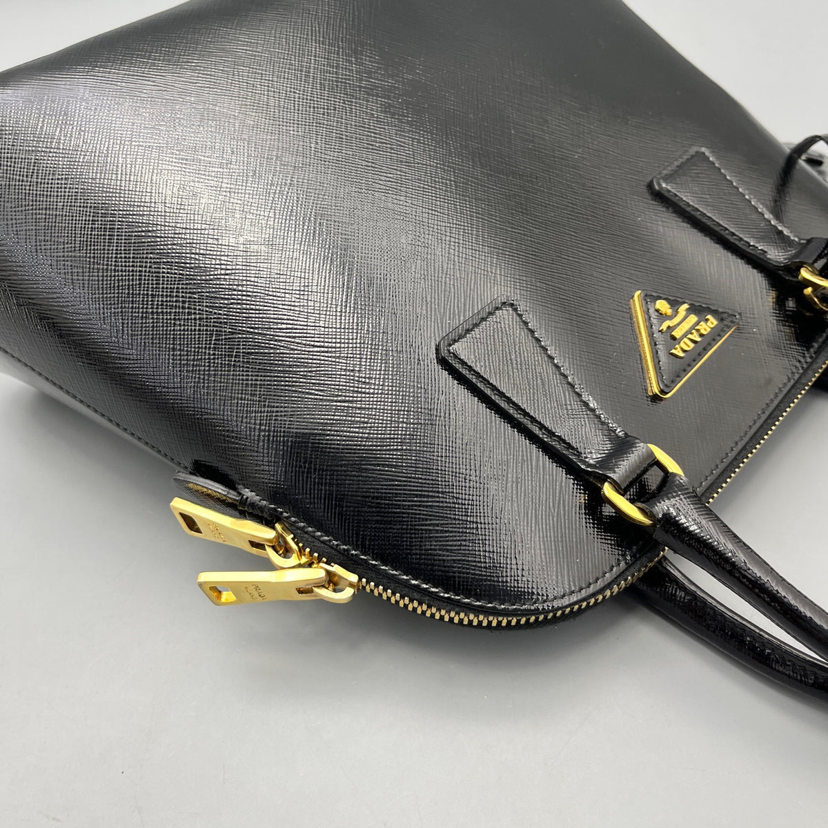 Prada - Dome Bag - Patent leather - Black - (medium)