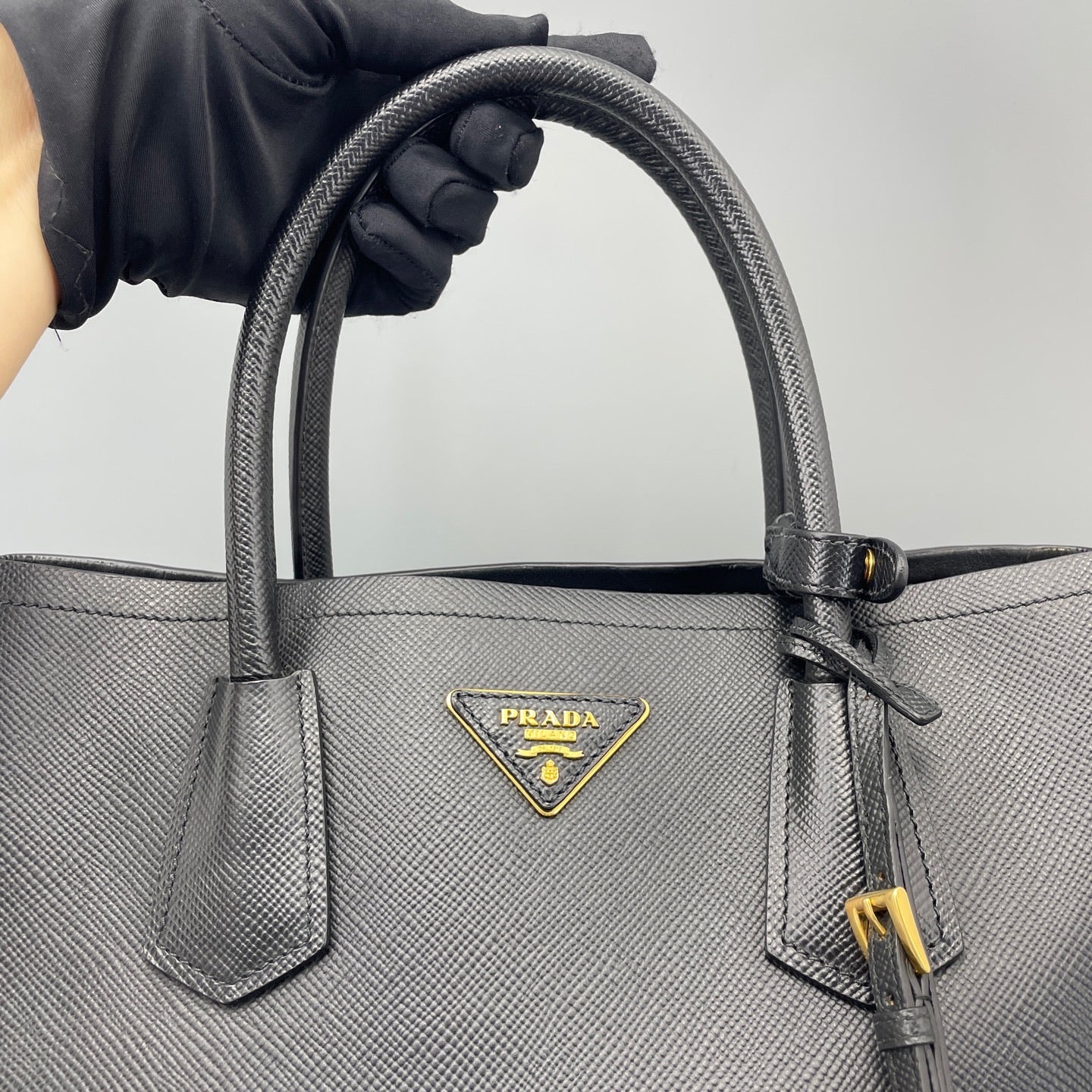 Prada - Double - Leather - Black - (medium)