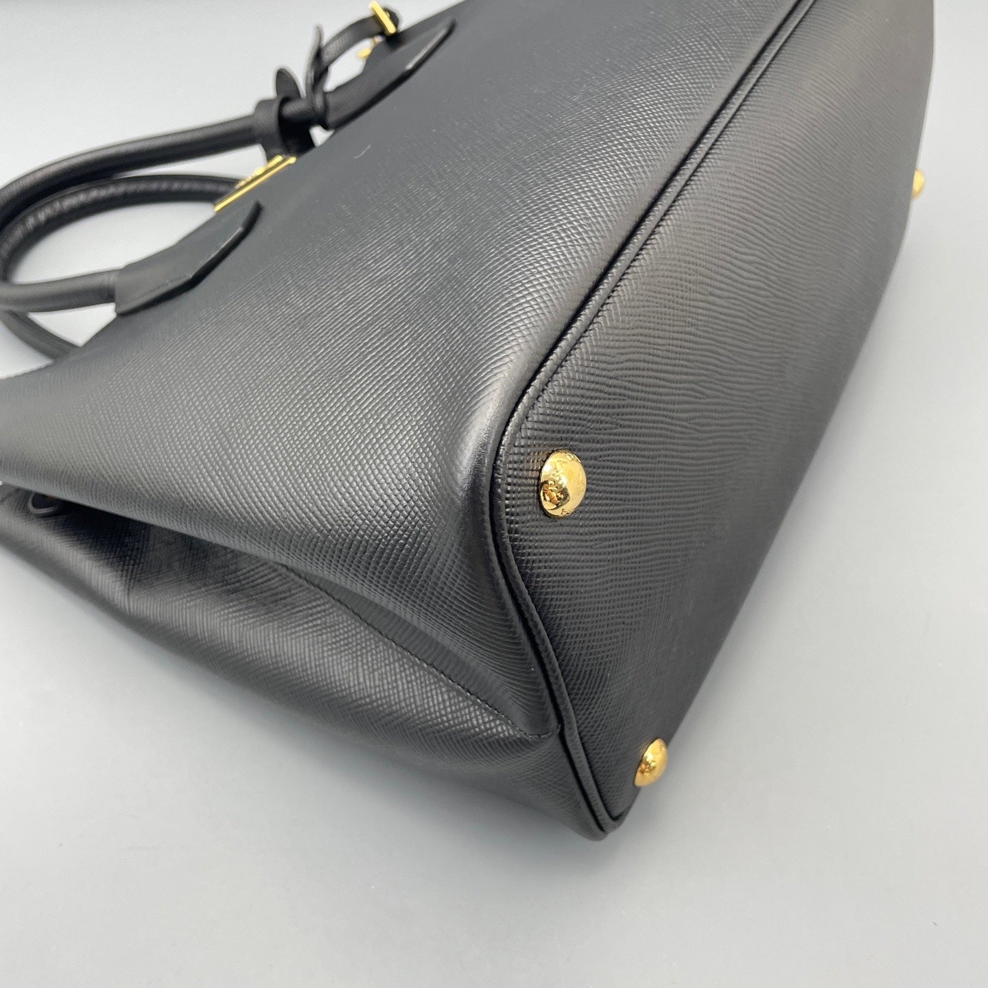 Prada - Double - Leather - Black - (medium)