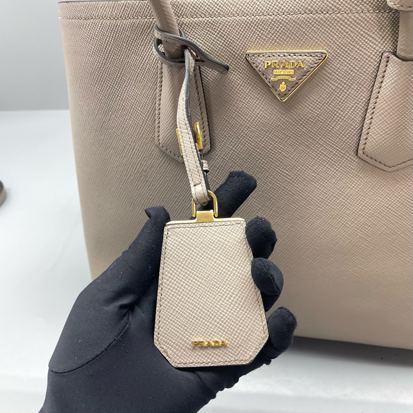 Prada - Double - Leather - Grey - (large)