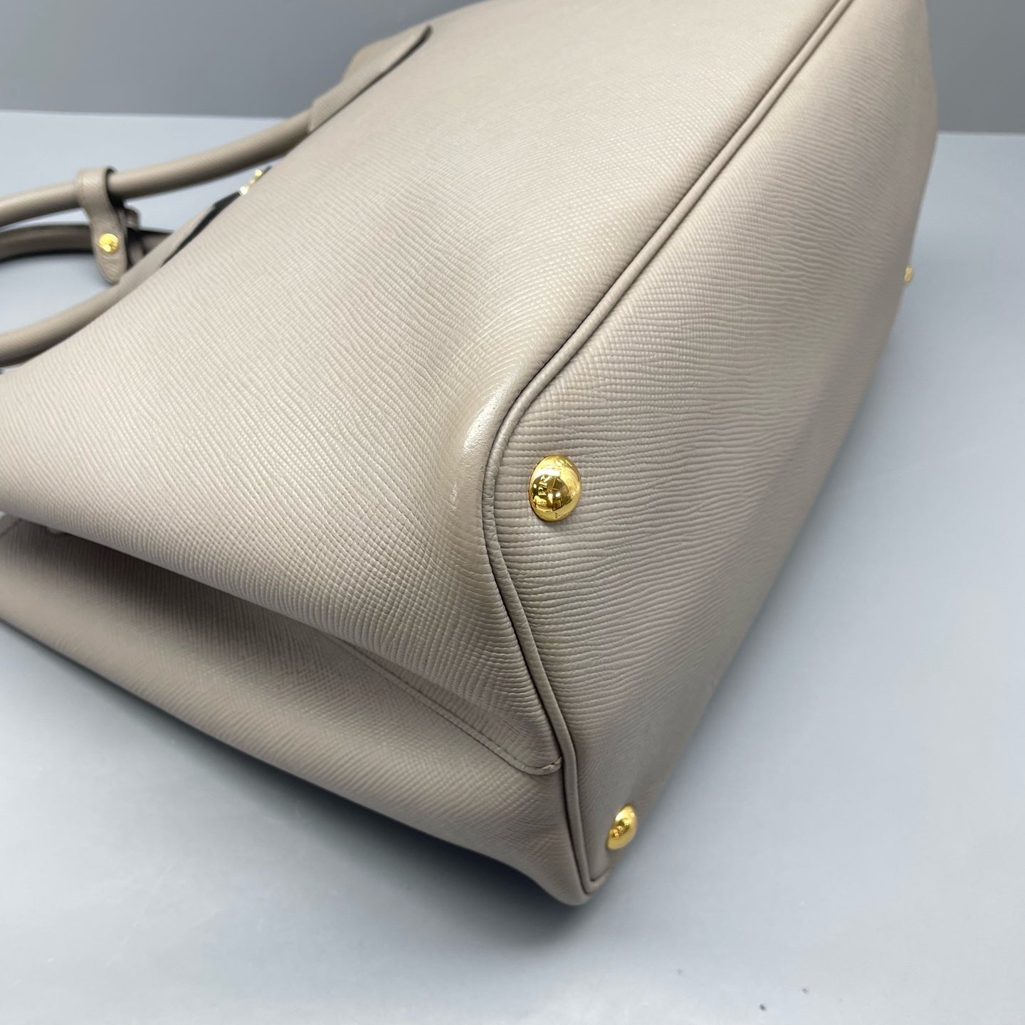 Prada - Double - Leather - Grey - (large)