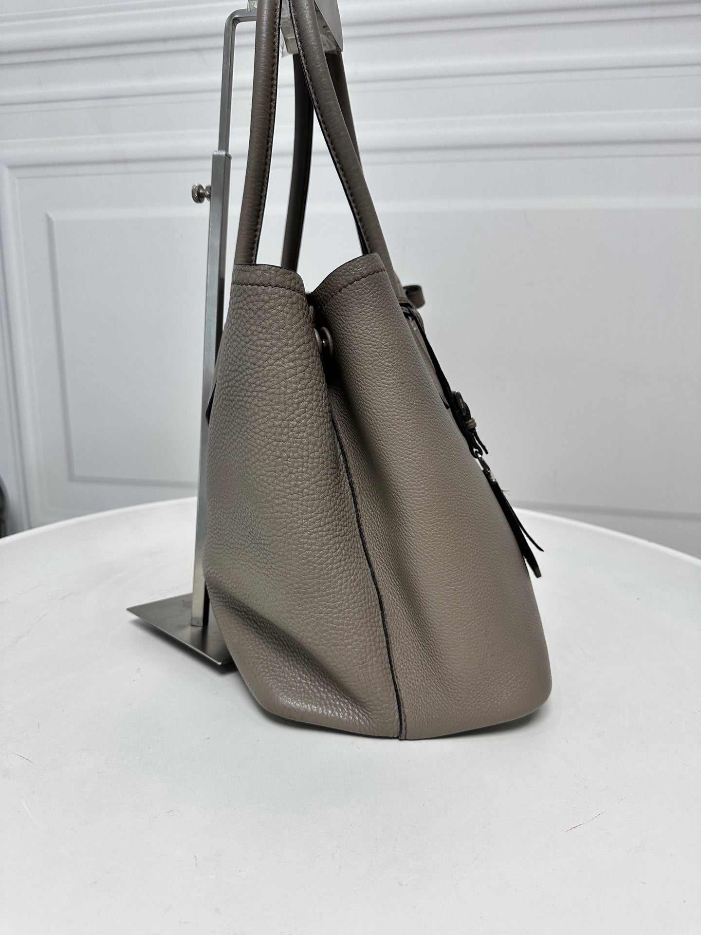Prada - Double - Leather - Grey - (medium)