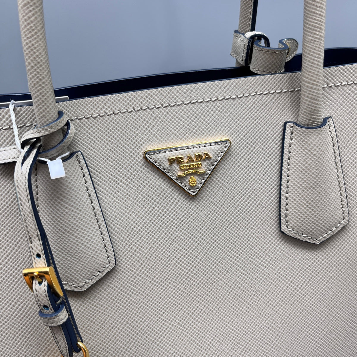 Prada - Double - Leather - Grey - (medium)