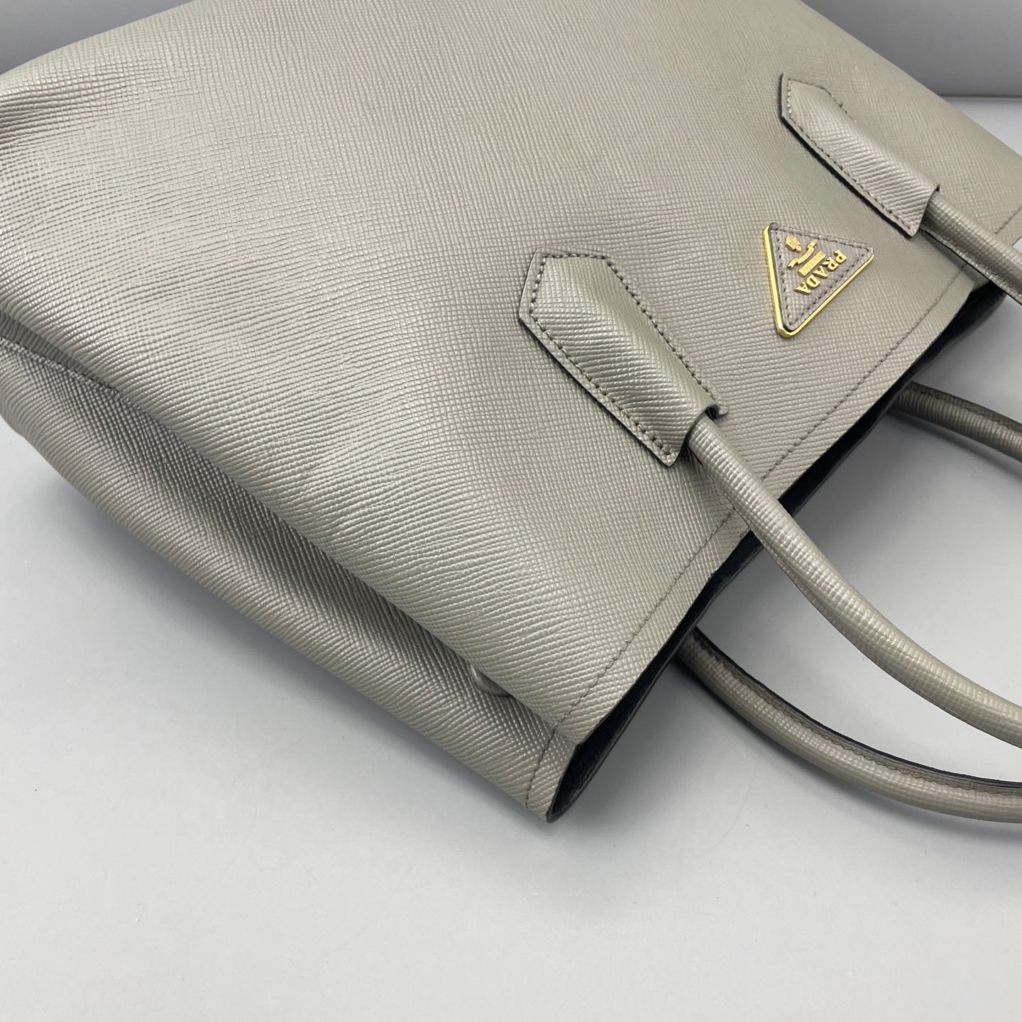 Prada - Double - Leather - Grey - (Medium)