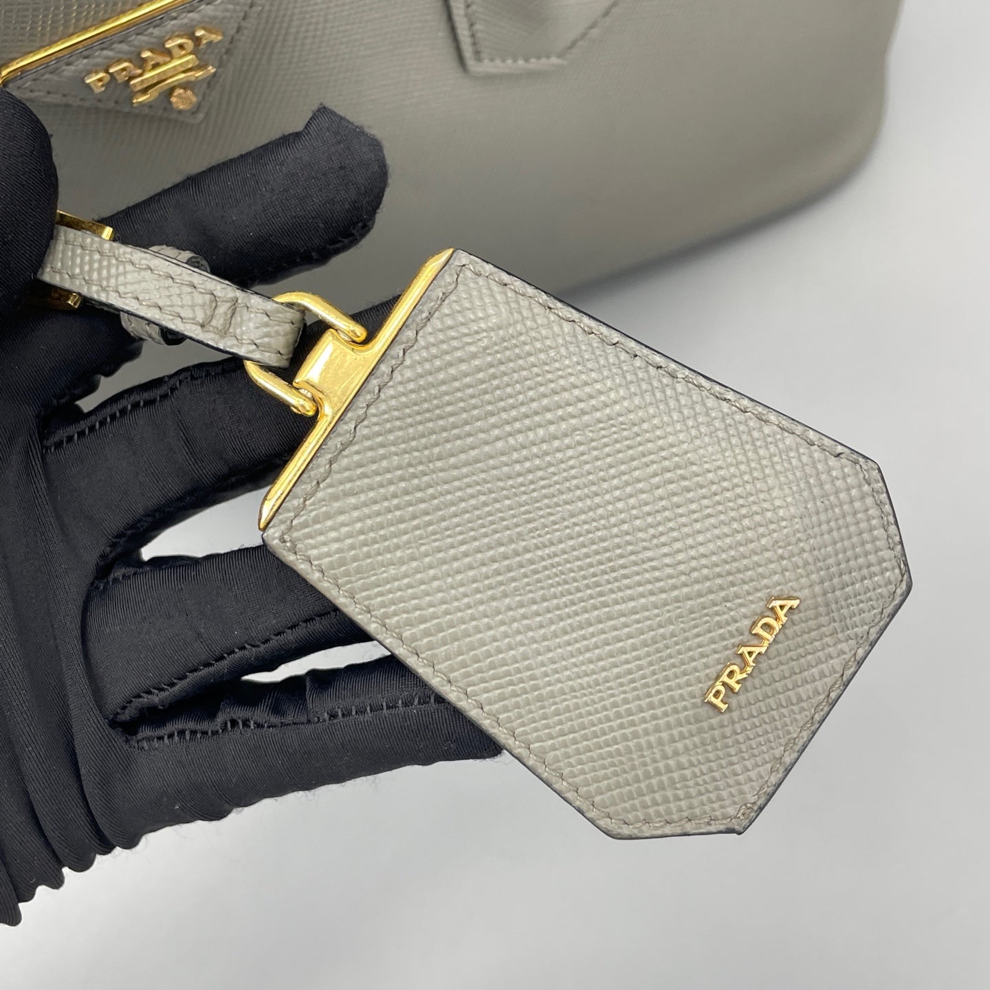 Prada - Double - Leather - Grey - (Medium)