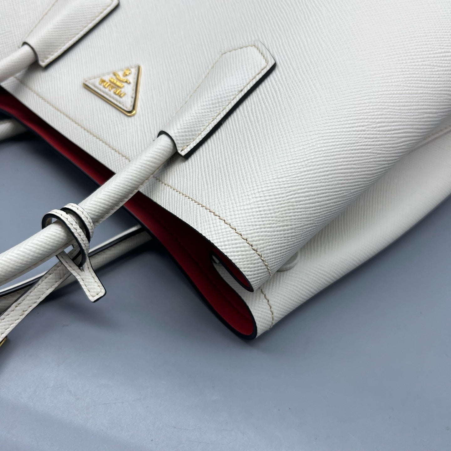 Prada - Double - Leather - White - (medium)