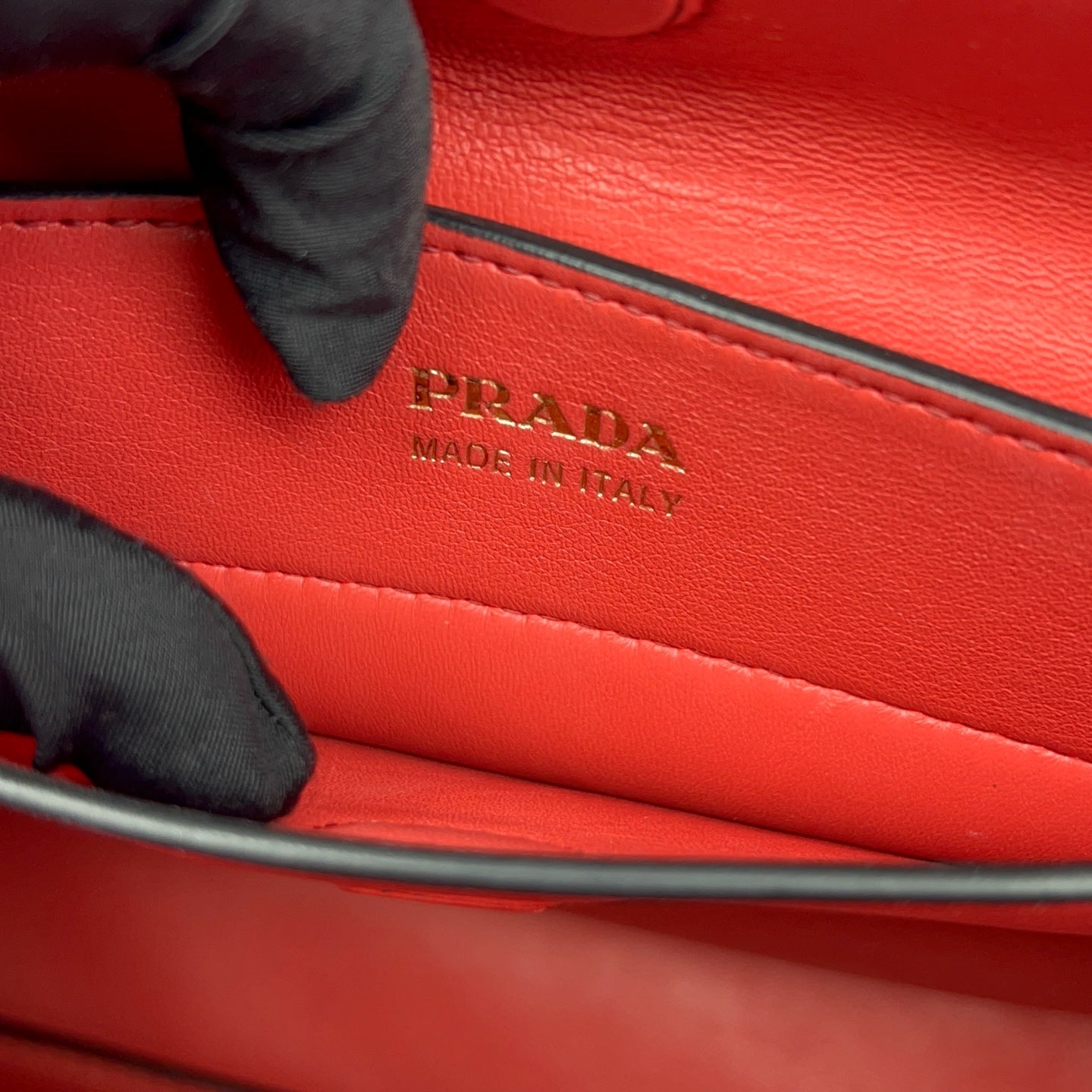 Prada - Double - Leather - White - (medium)