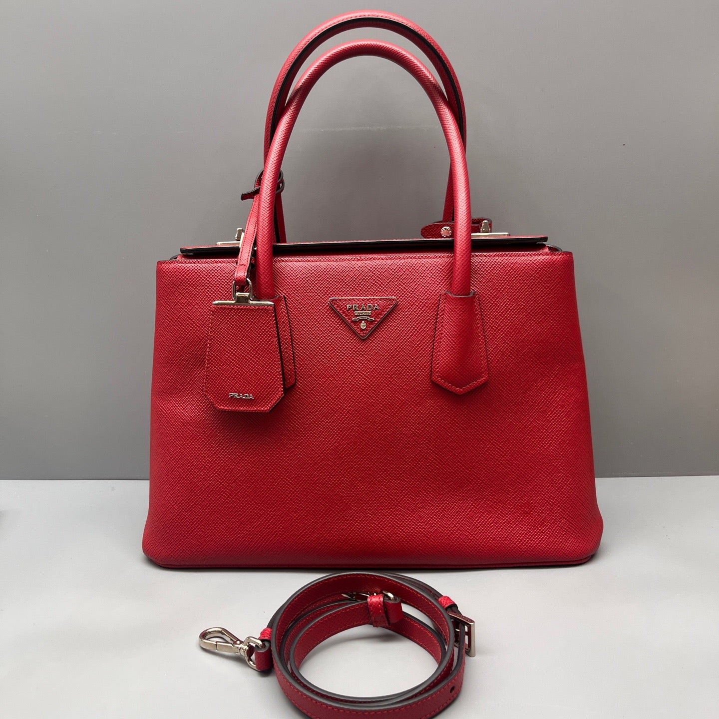 Prada - Double Tote Bag - Saffiano leather - Red - (medium)