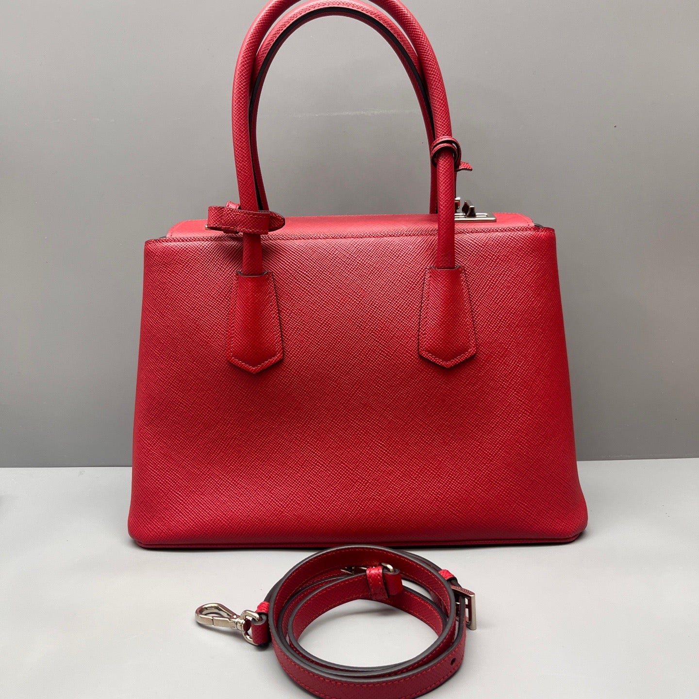 Prada - Double Tote Bag - Saffiano leather - Red - (medium)