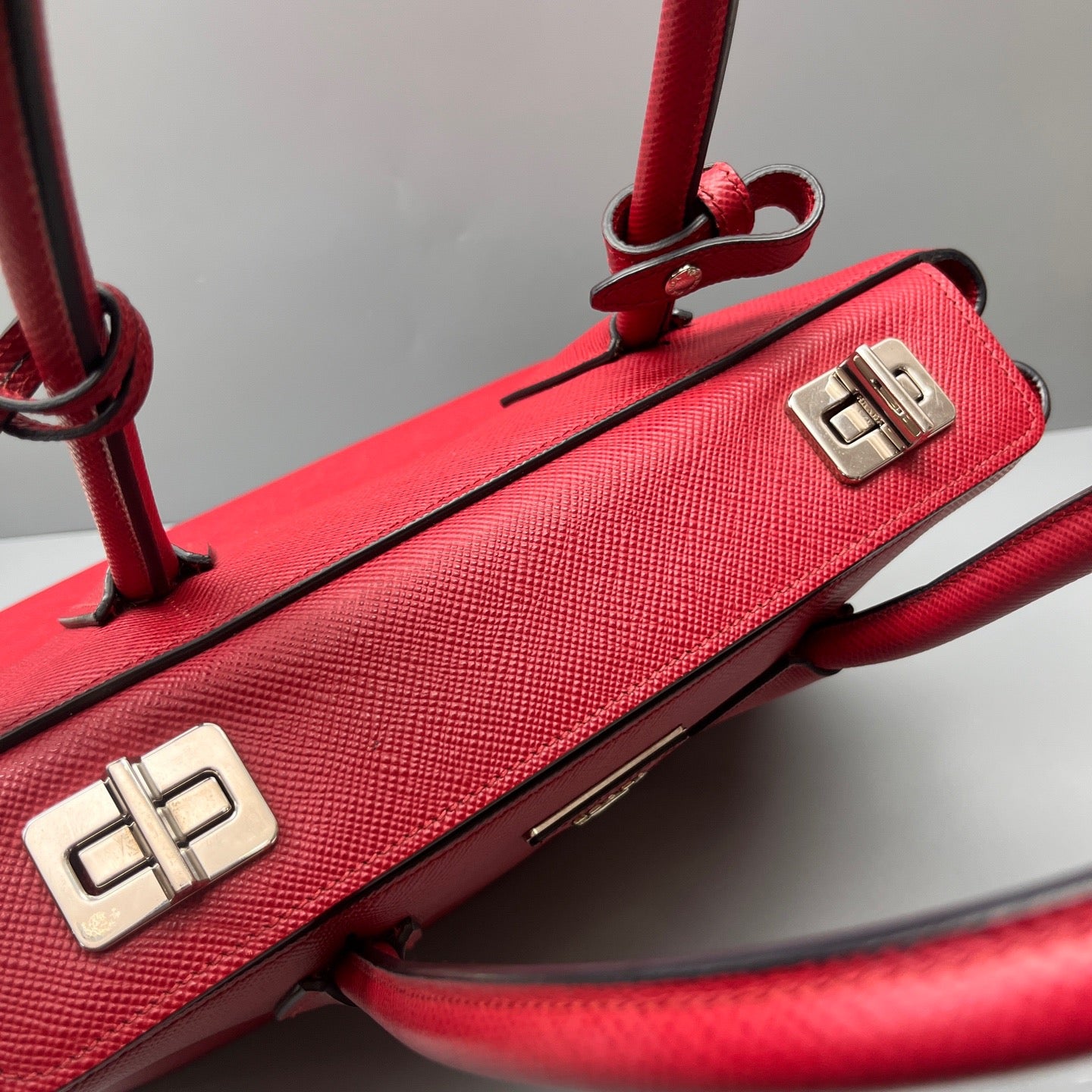 Prada - Double Tote Bag - Saffiano leather - Red - (medium)