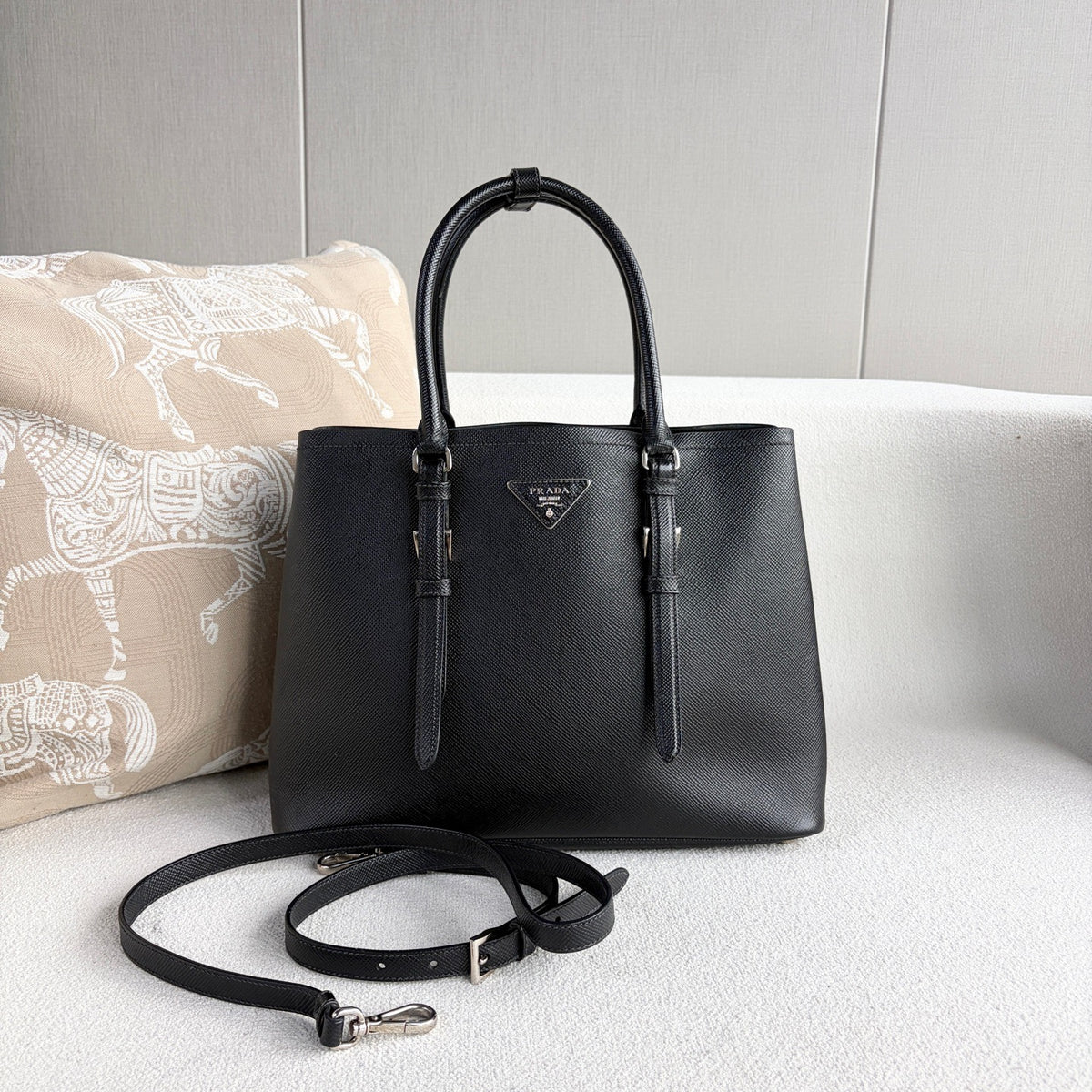 Prada - Double Tote - Leather - Black - (medium)