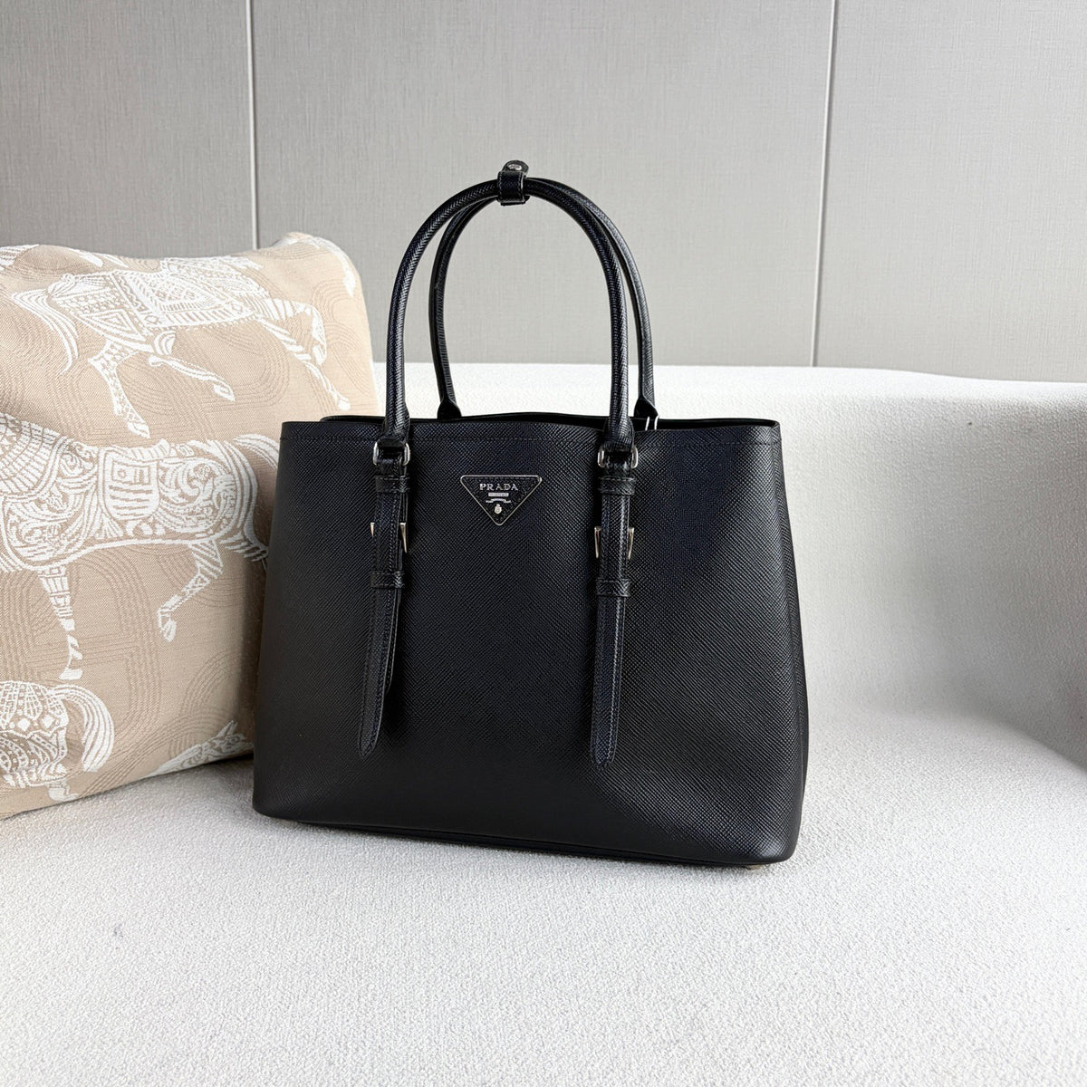 Prada - Double Tote - Leather - Black - (medium)