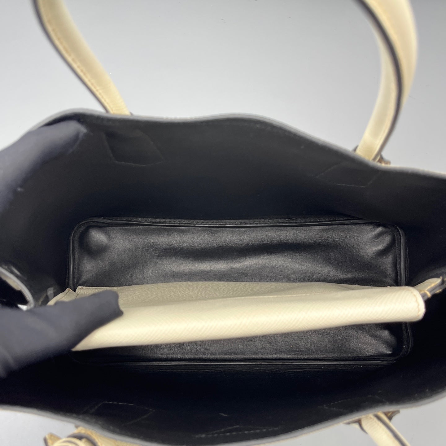 Prada - Double Tote - Leather - White - (medium)
