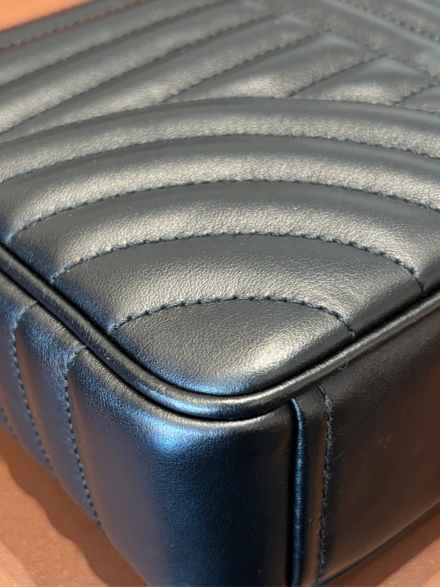 Prada - Flap Shoulder Bag - Leather - Black - (Other)