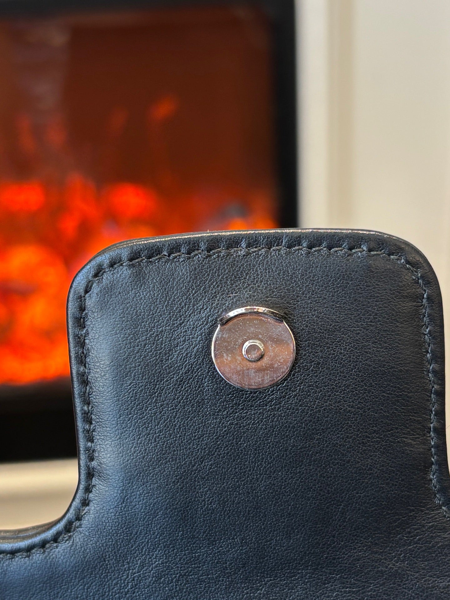 Prada - Flap Shoulder Bag - Leather - Black - (Other)