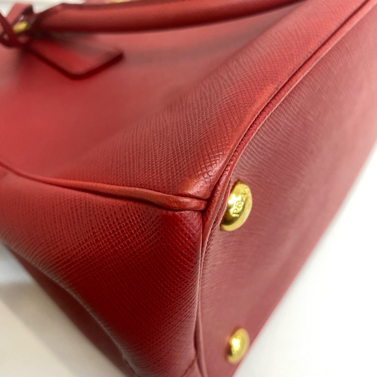 Prada - Galleria Bag - Saffiano leather - Red - (medium)