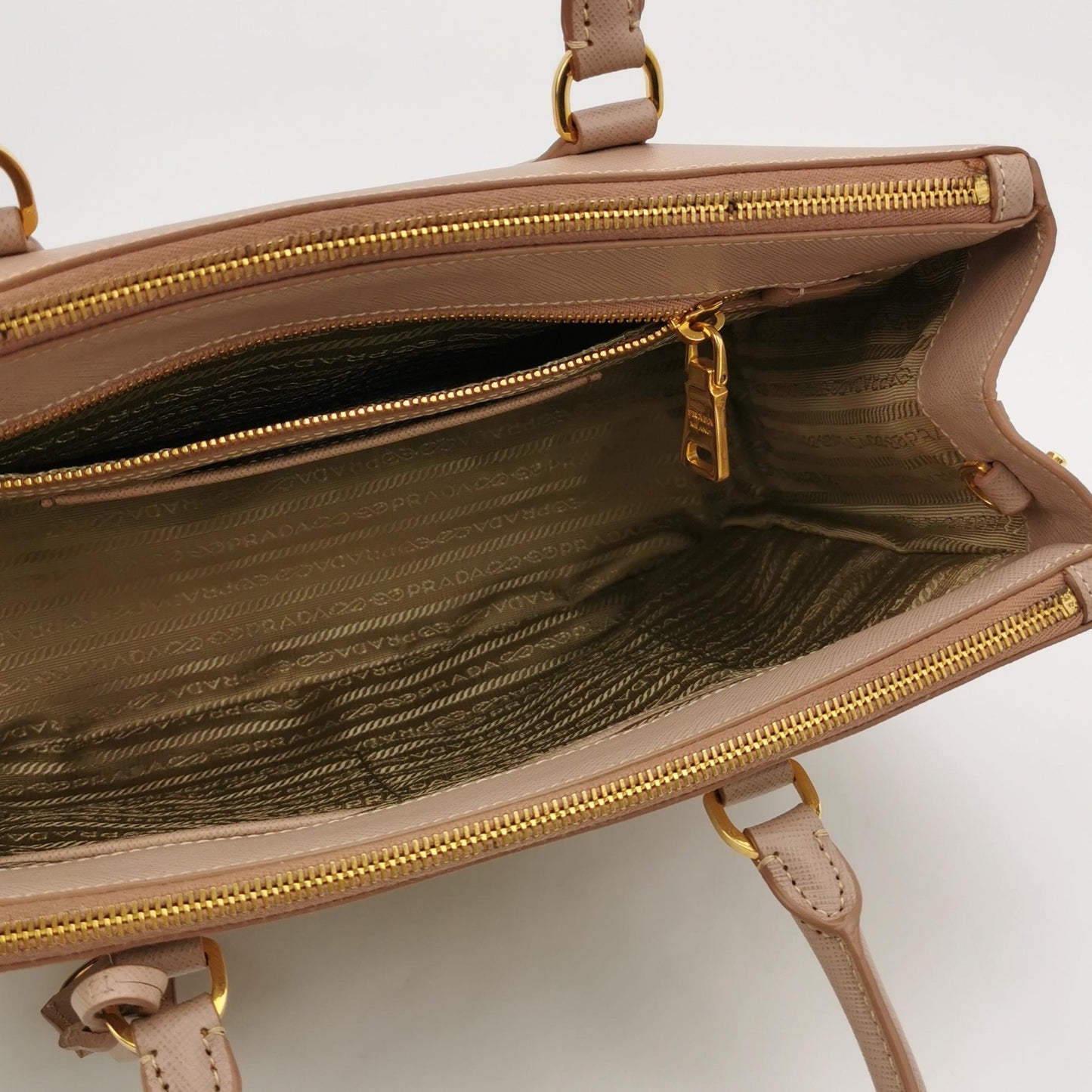 Prada - Galleria - Leather - Beige - (Large)