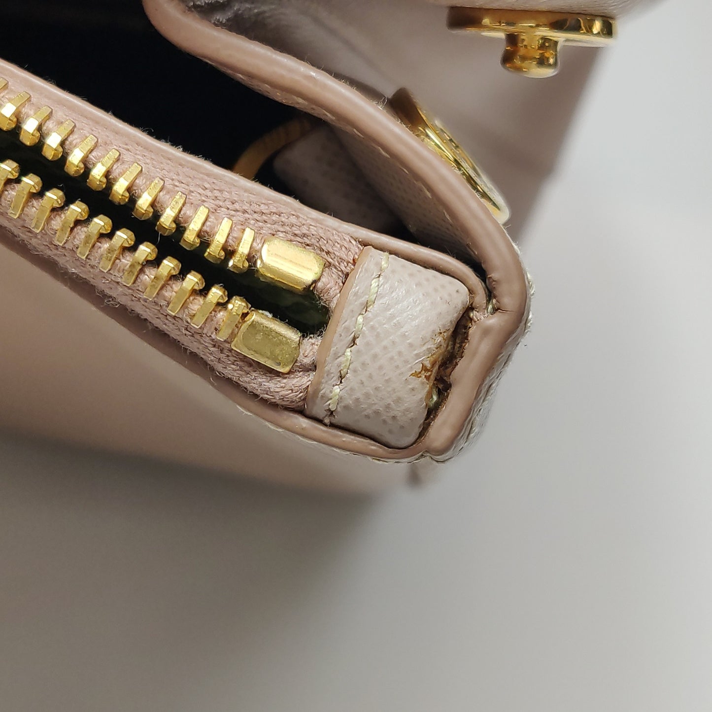 Prada - Galleria - Leather - Beige - (Large)
