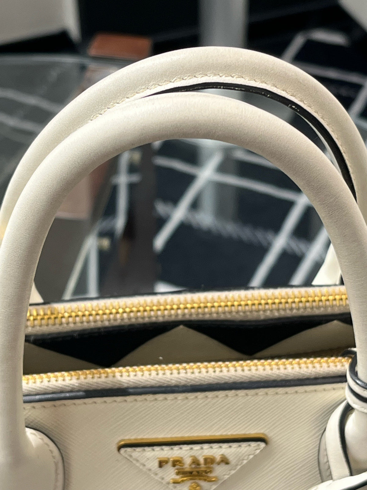 Prada - Galleria - Leather - Beige - (small)