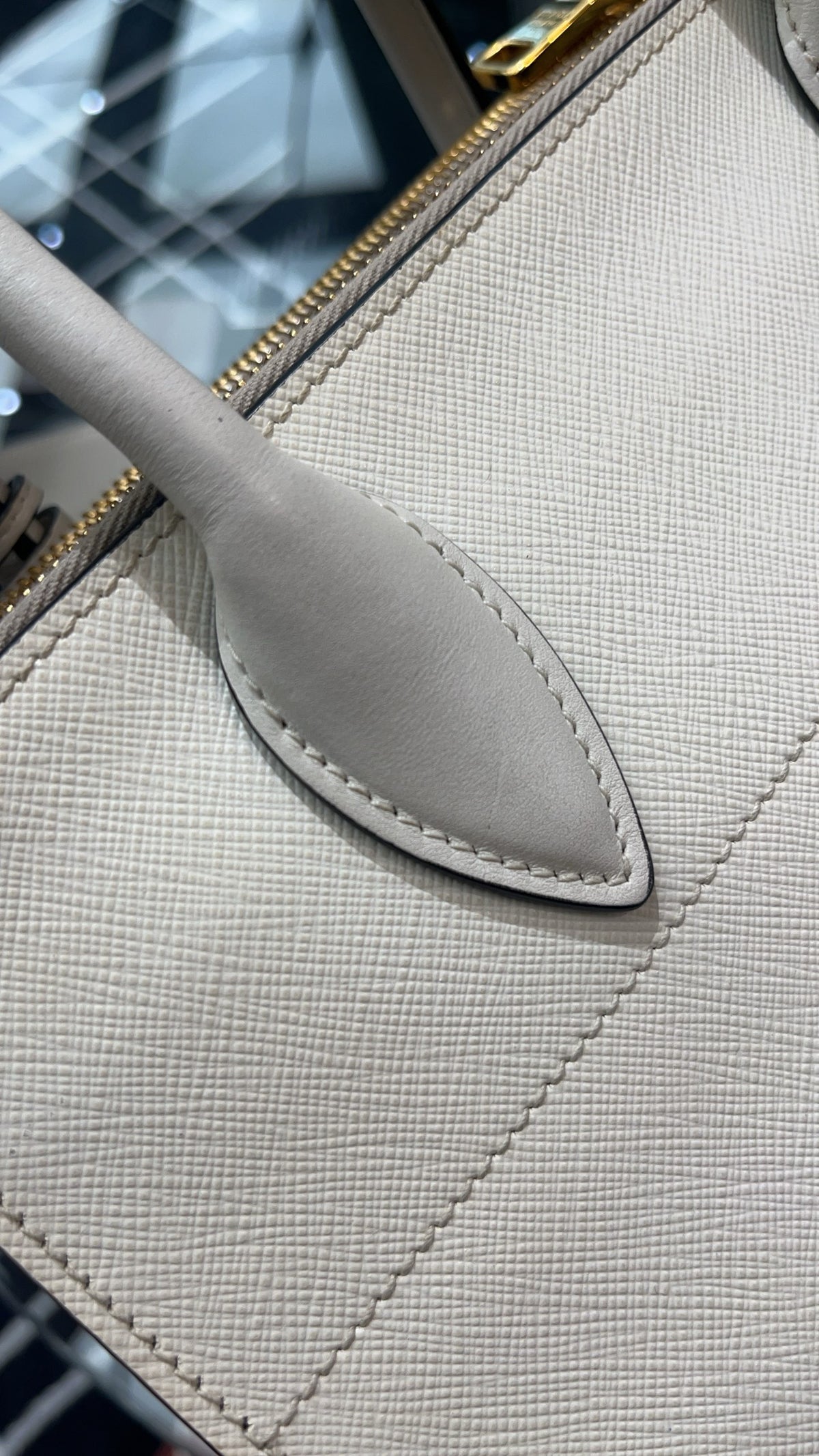 Prada - Galleria - Leather - Beige - (small)