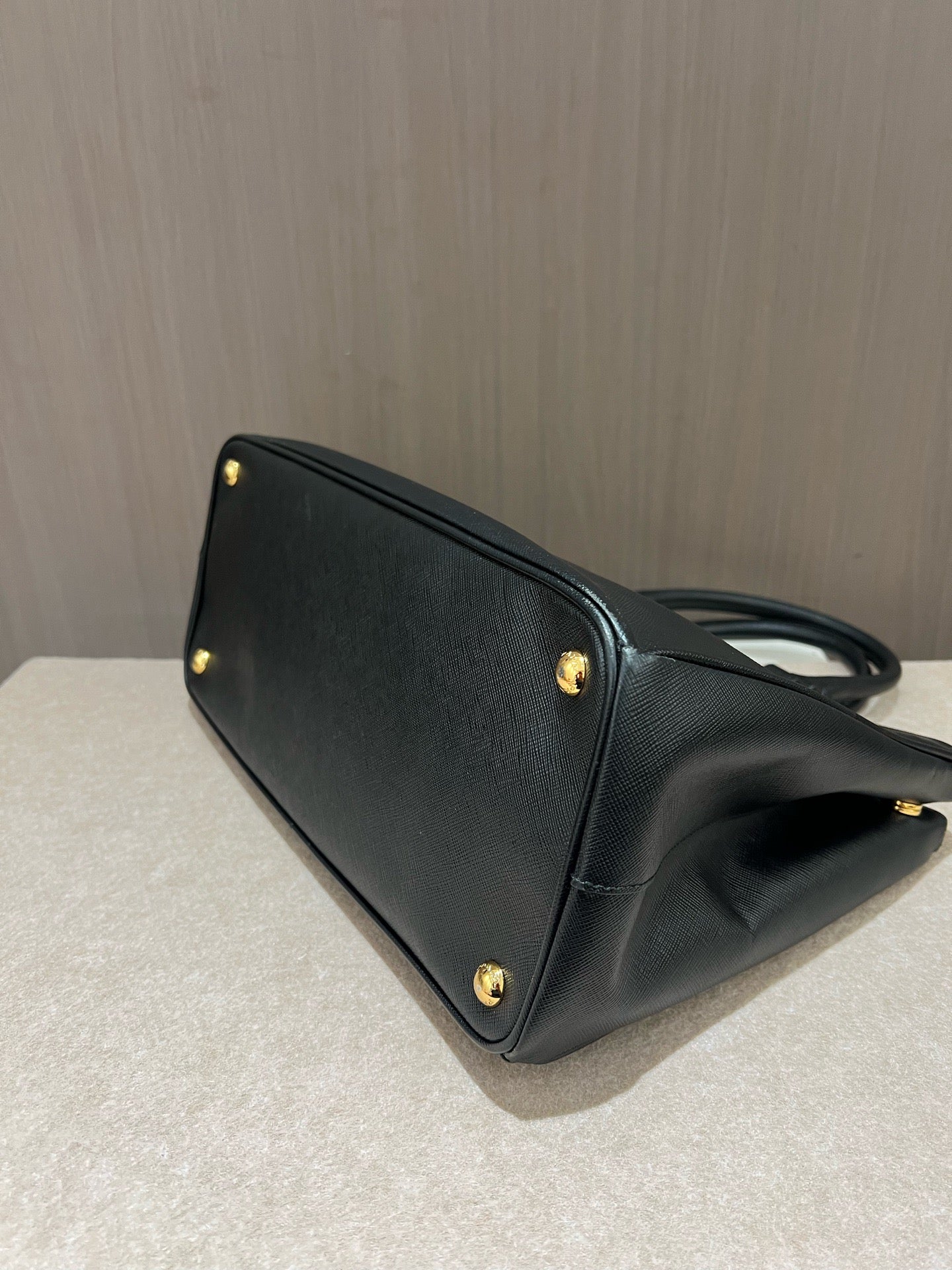 Prada - Galleria - Leather - Black - (large)