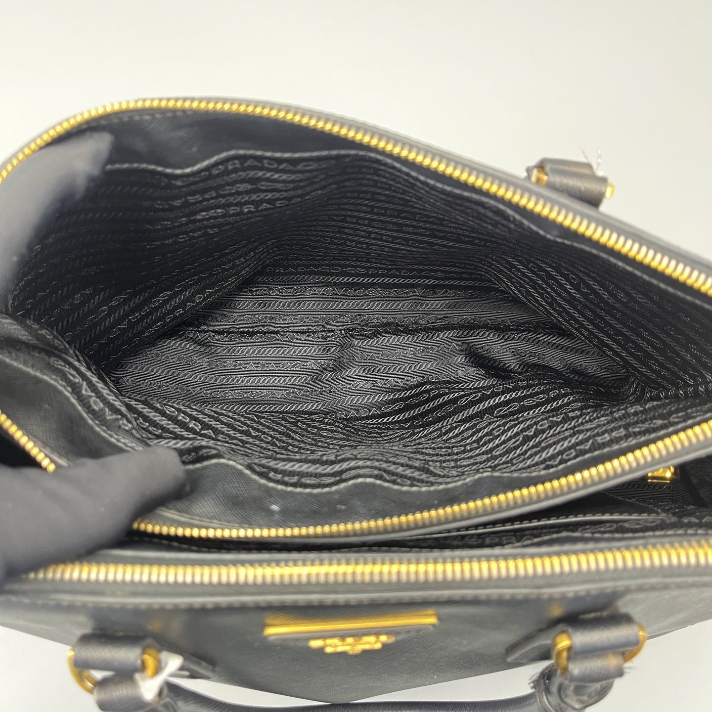 Prada - Galleria - Leather - Black - (Large)