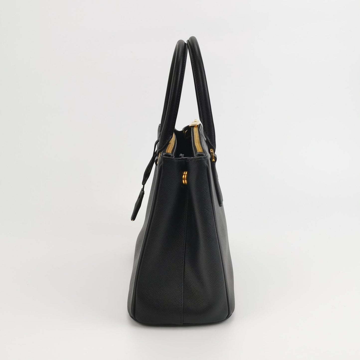Prada - Galleria - Leather - Black - (Medium)