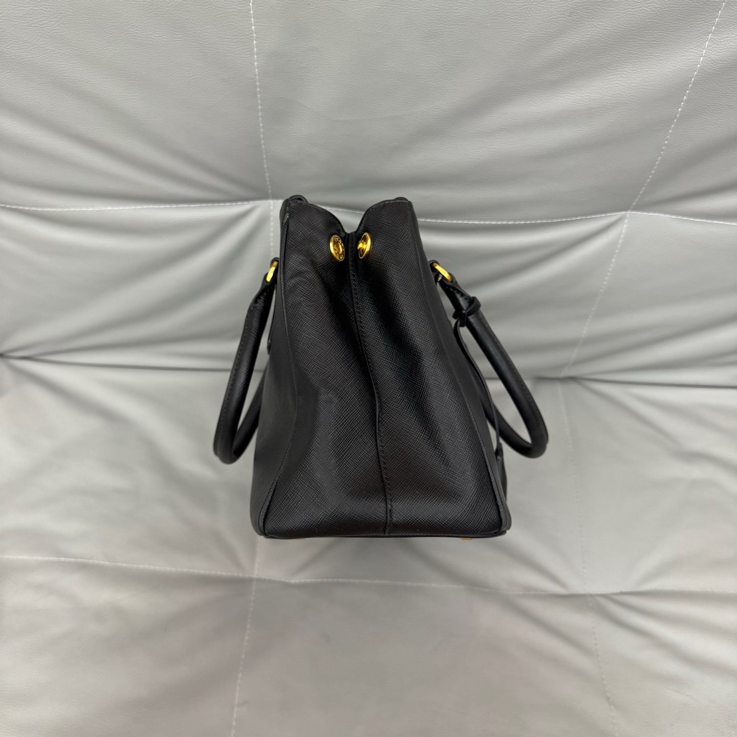 Prada - Galleria - Leather - Black - (medium)