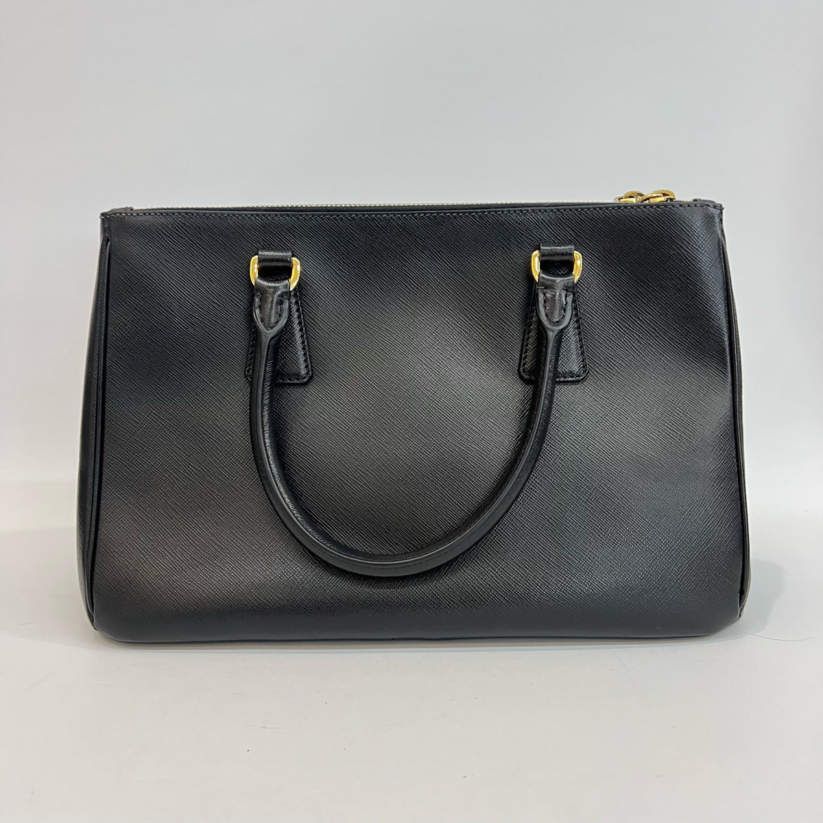 Prada - Galleria - Leather - Black - (medium)