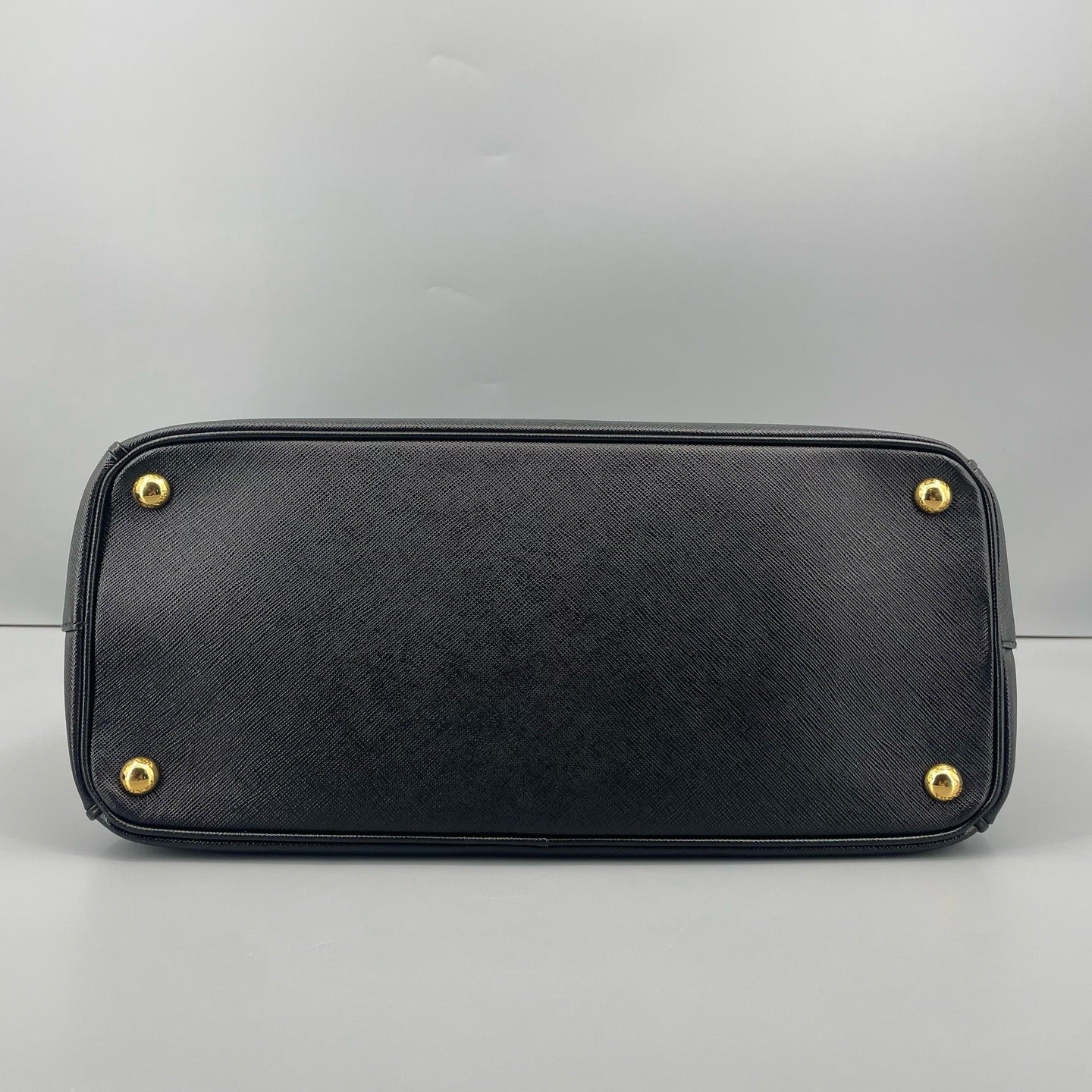 Prada - Galleria - Leather - Black - (medium)