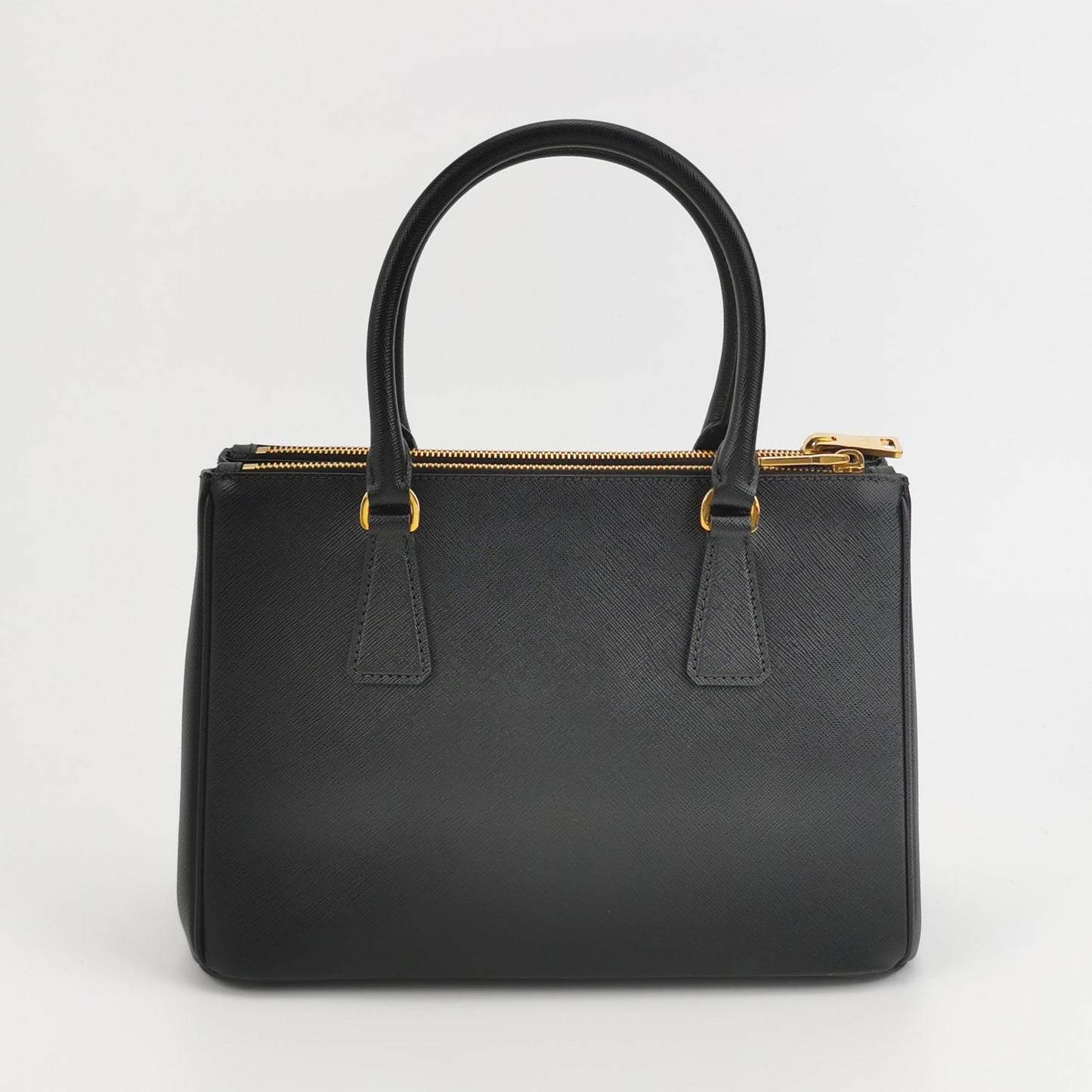 Prada - Galleria - Leather - Black - (Medium)