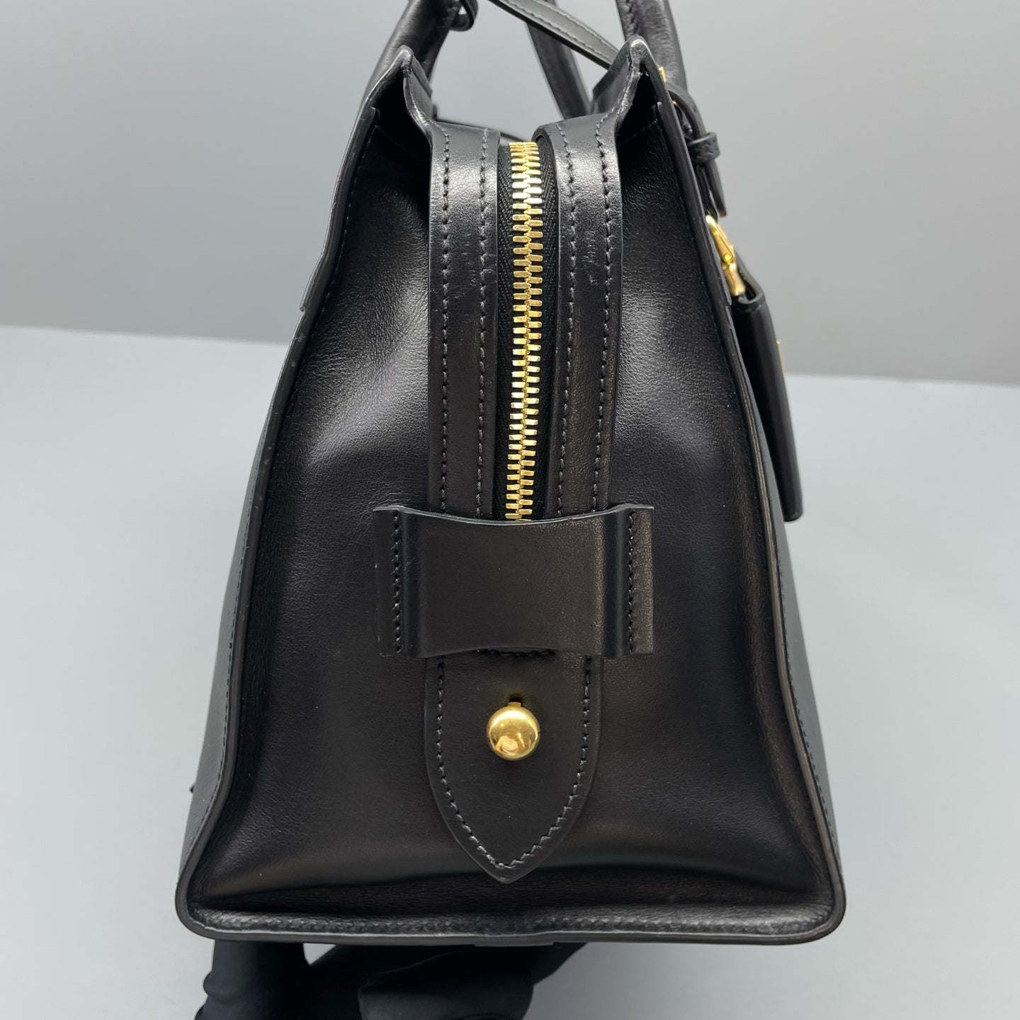 Prada - Galleria - Leather - Black - (medium)