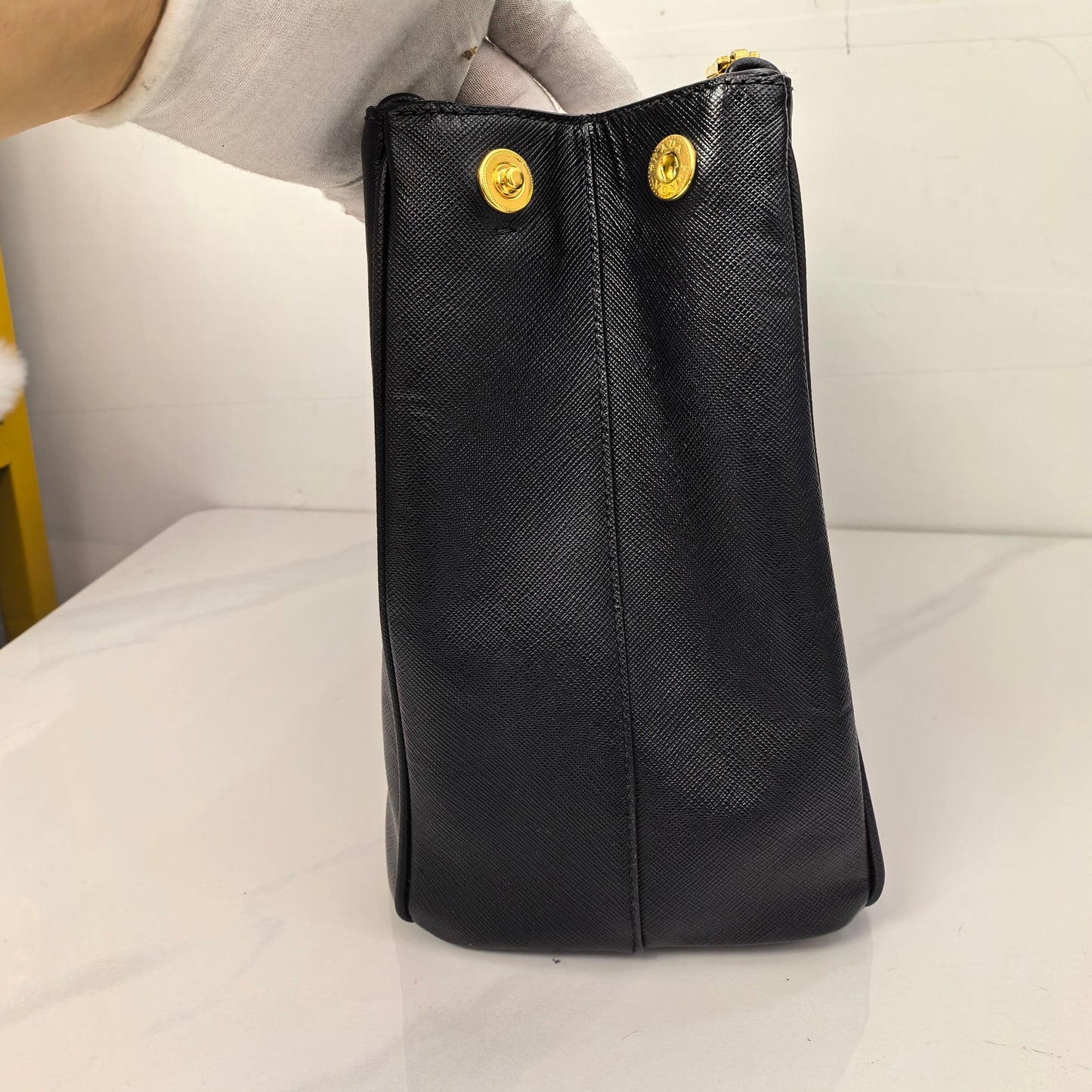 Prada - Galleria - Leather - Black - (medium)
