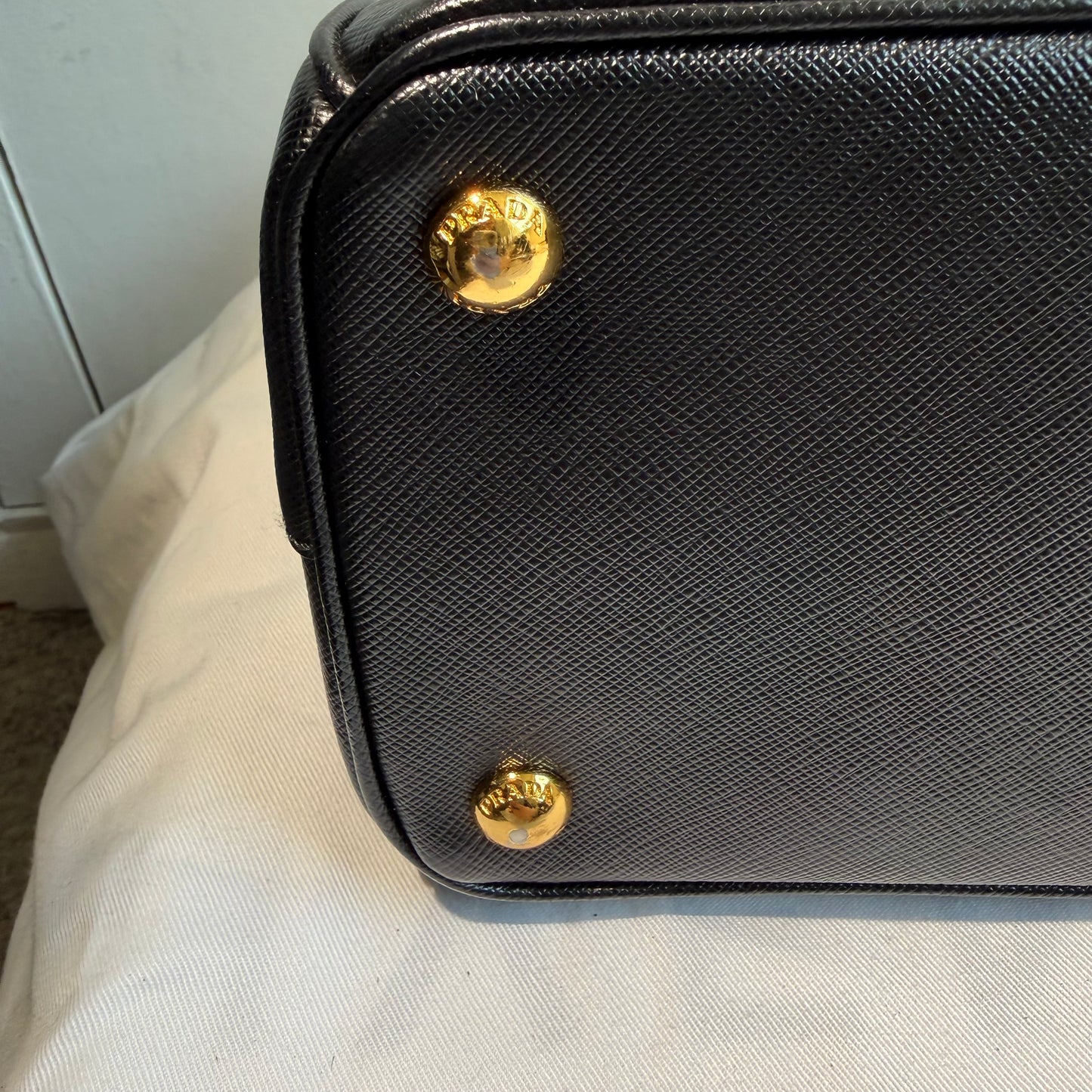 Prada - Galleria - Leather - Black - (medium)