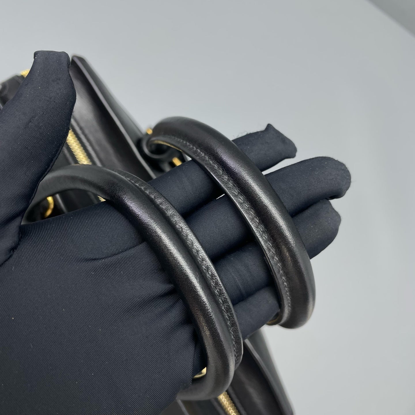 Prada - Galleria - Leather - Black - (medium)