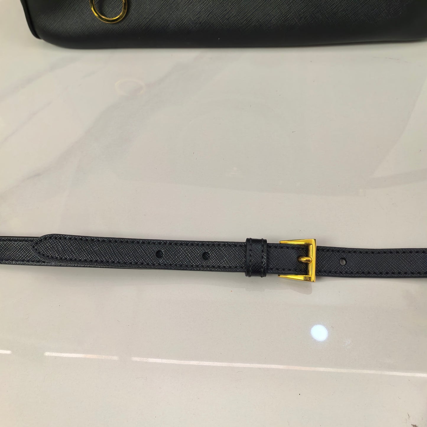 Prada - Galleria - Leather - Black - (medium)