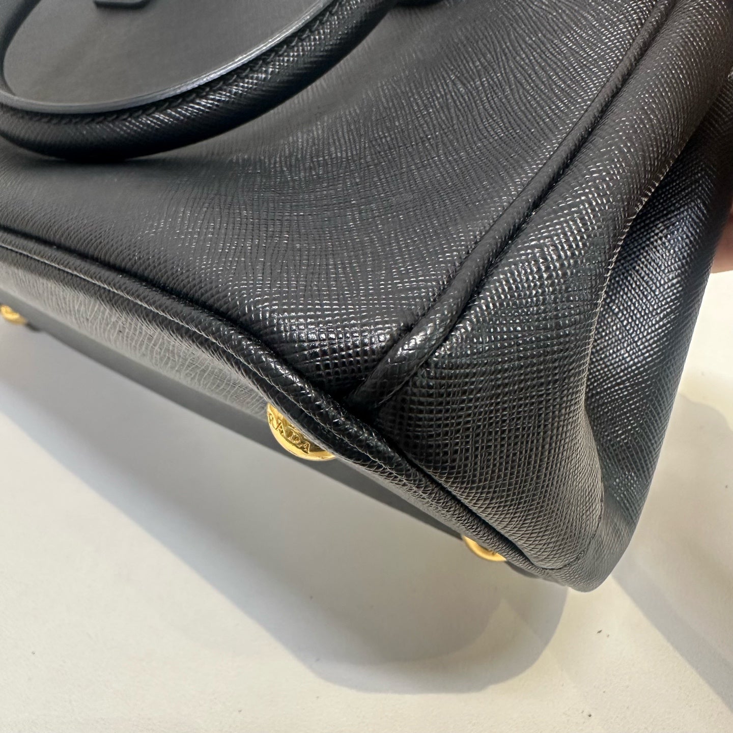 Prada - Galleria - Leather - Black - (medium)