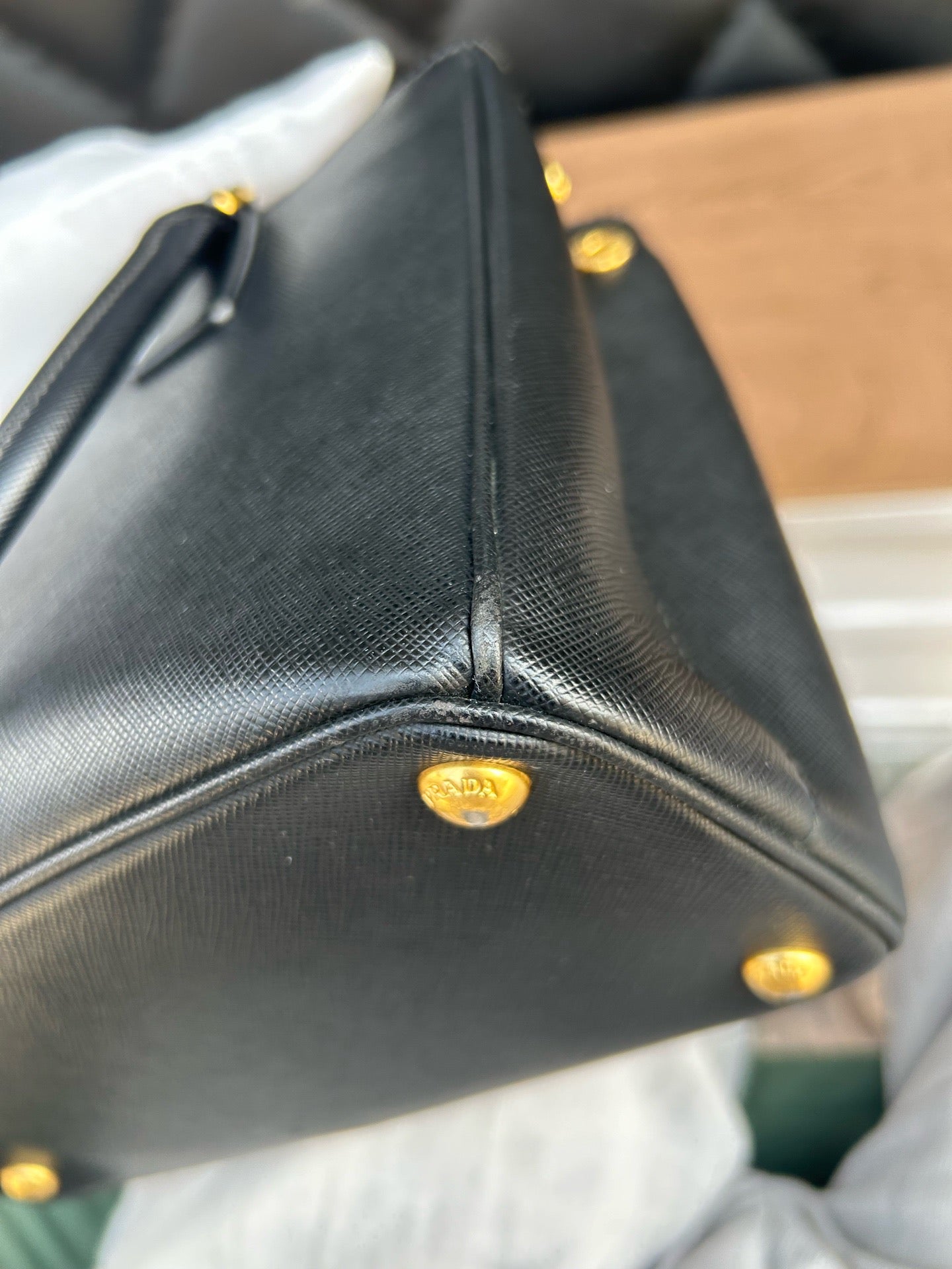 Prada - Galleria - Leather - Black - (medium)
