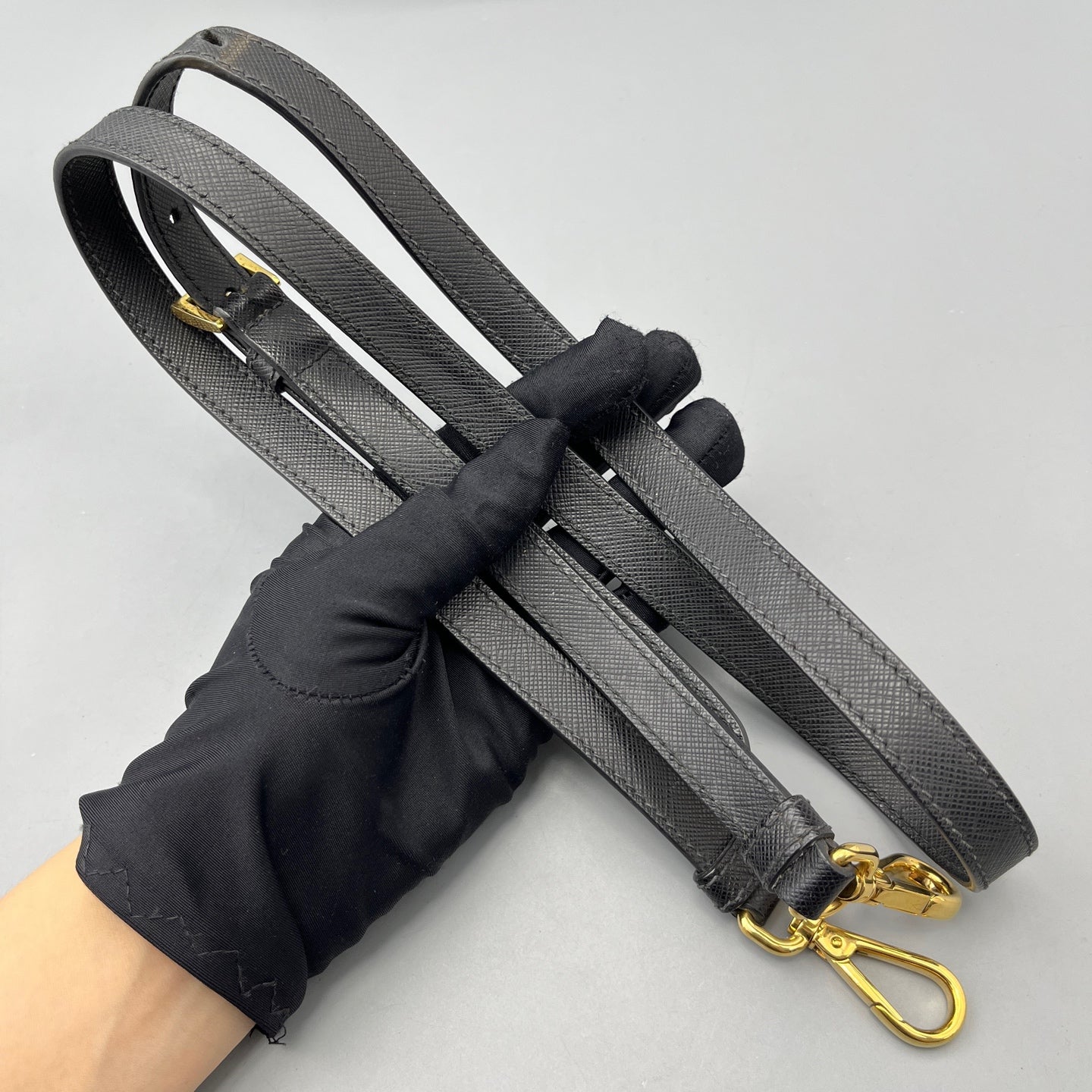 Prada - Galleria - Leather - Black - (Medium)