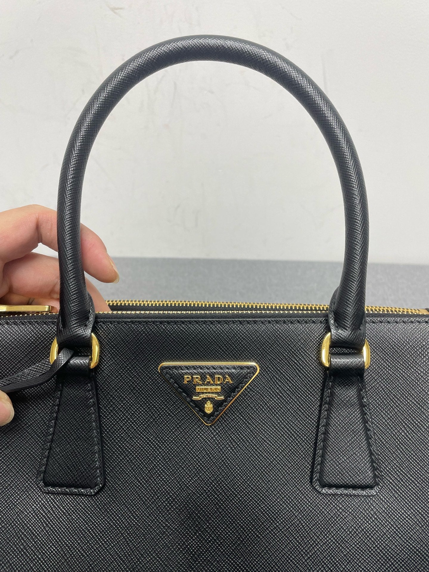 Prada - Galleria - Leather - Black - (small)