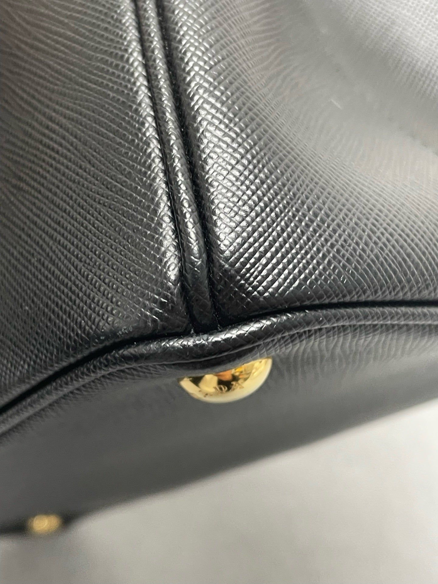 Prada - Galleria - Leather - Black - (small)