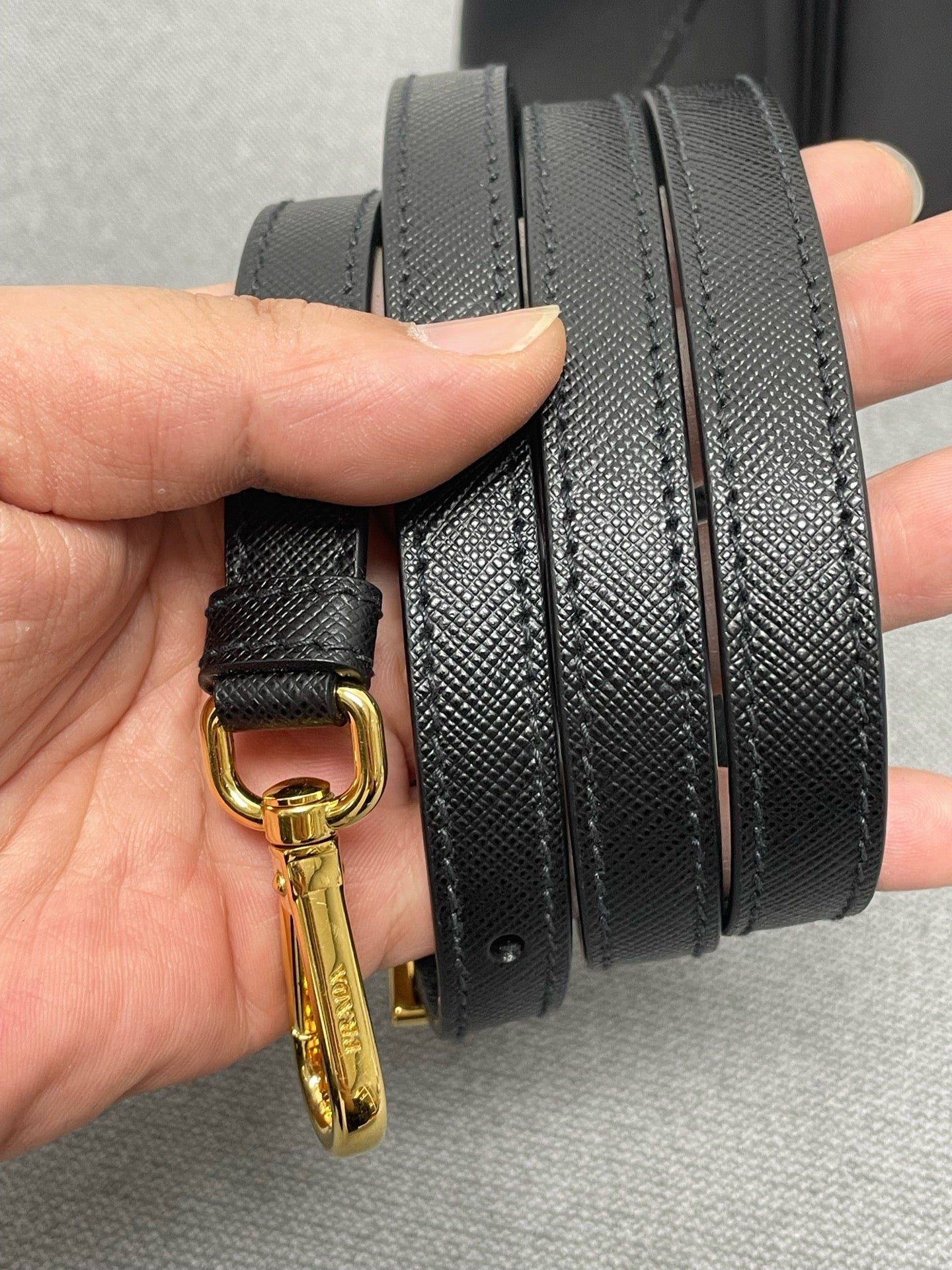 Prada - Galleria - Leather - Black - (small)