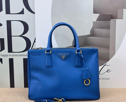 Prada - Galleria - Leather - Blue - (medium)