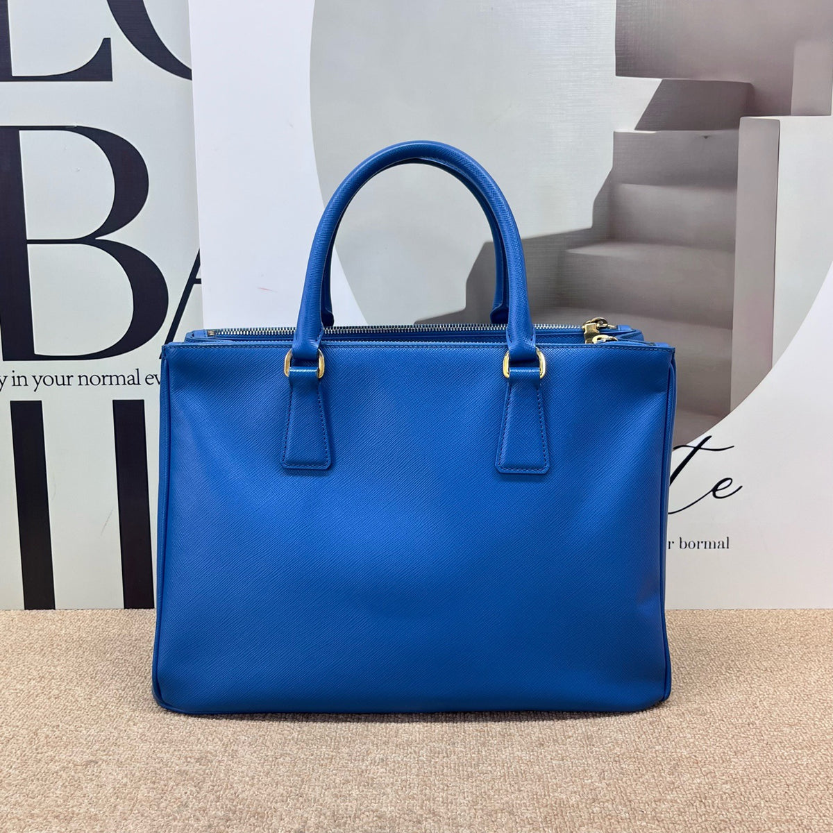 Prada - Galleria - Leather - Blue - (medium)