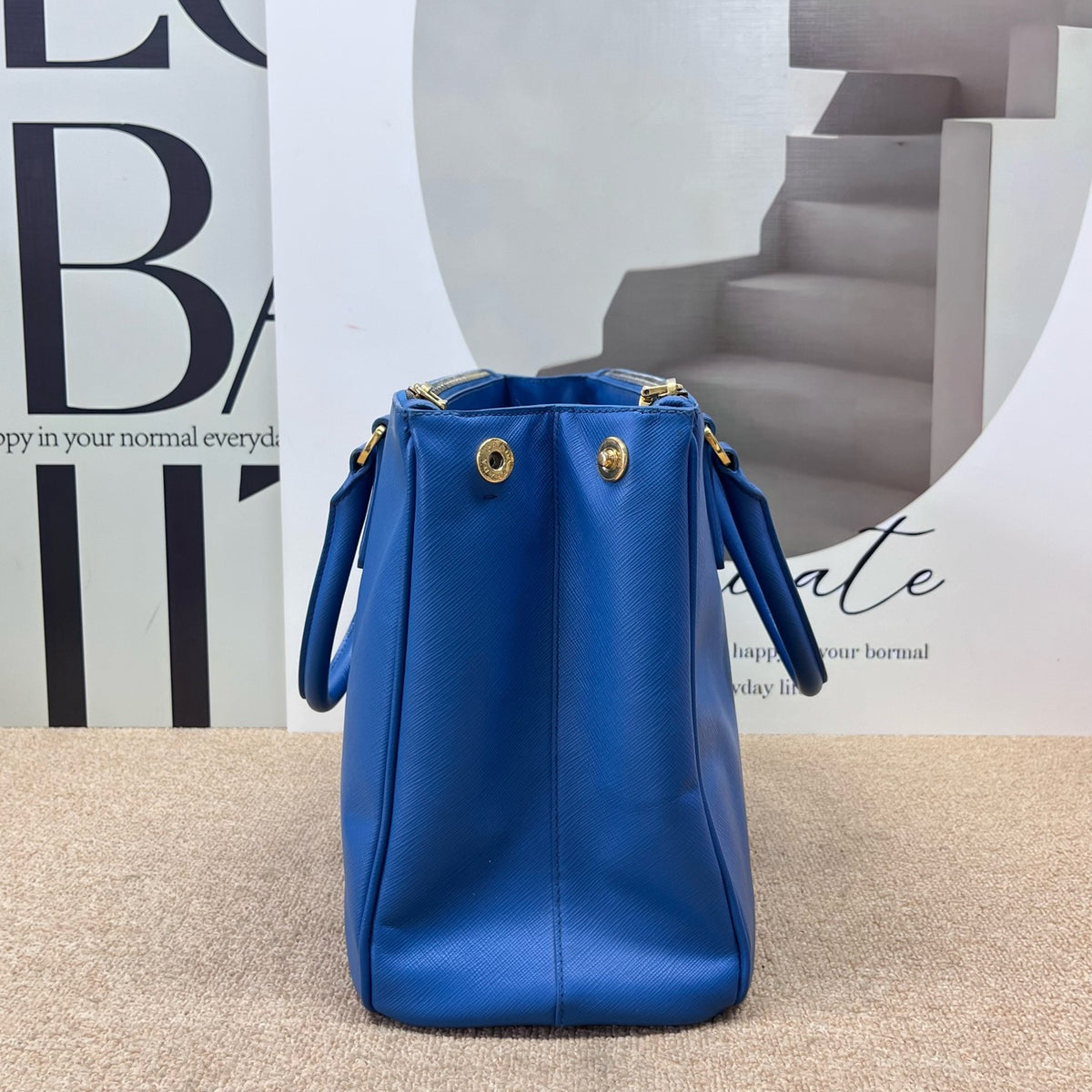 Prada - Galleria - Leather - Blue - (medium)