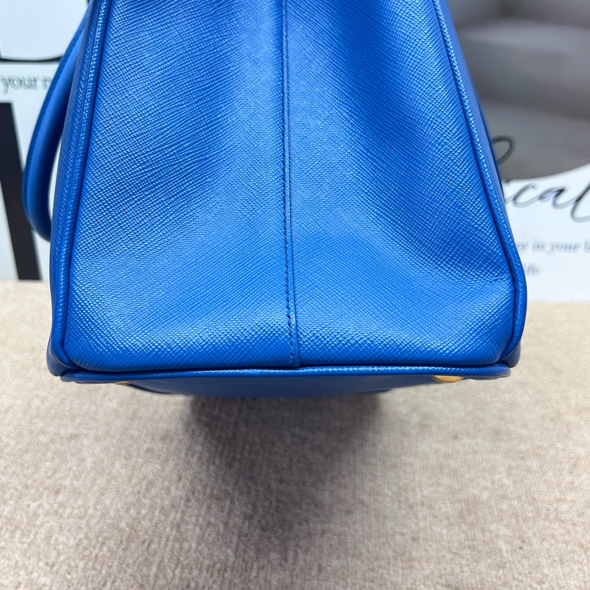 Prada - Galleria - Leather - Blue - (medium)