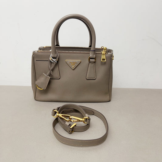 Prada - Galleria - Leather - Grey - (medium)