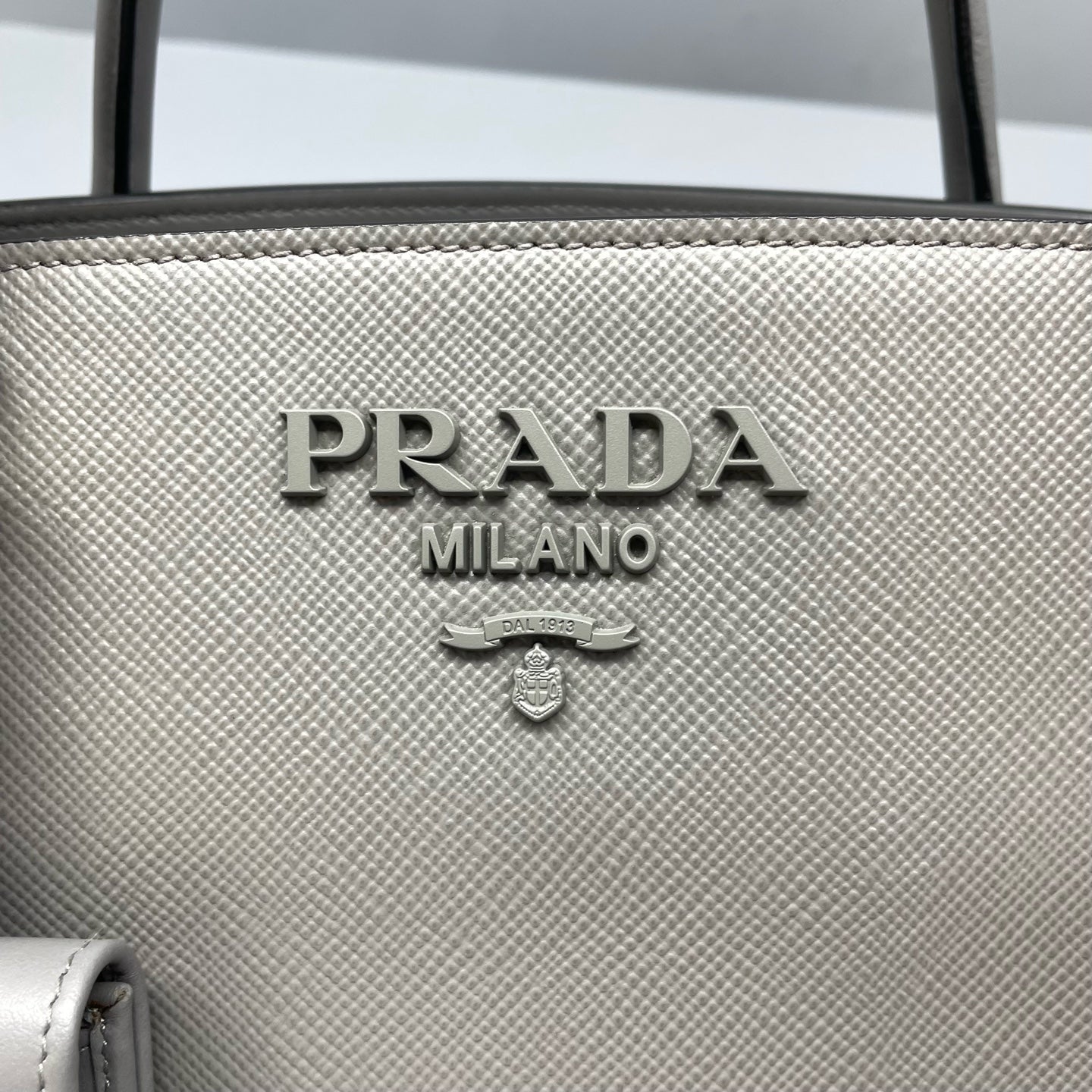 Prada - Galleria - Leather - Grey - (medium)