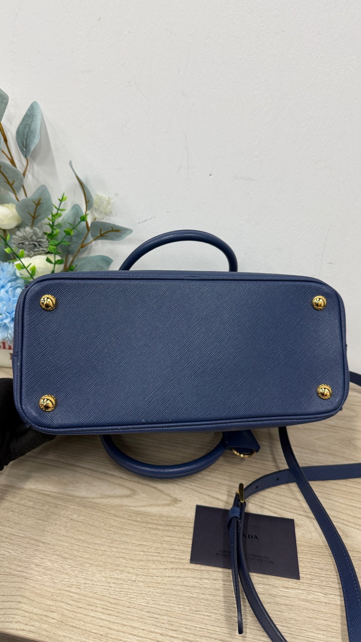 Prada - Galleria - Leather - Navy - (medium)